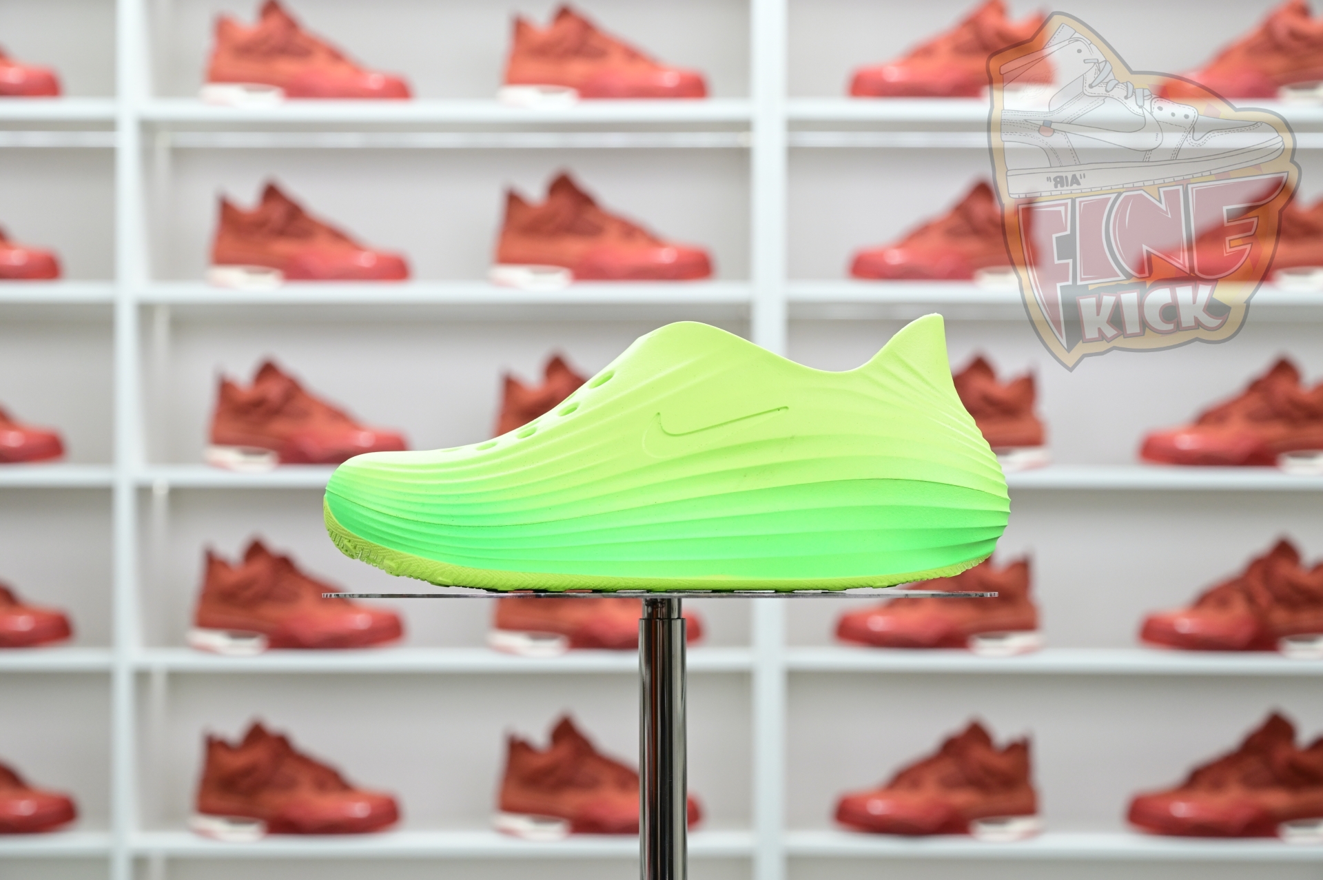 Nike ReactX Rejuven8 Green Strike  HV5060-300