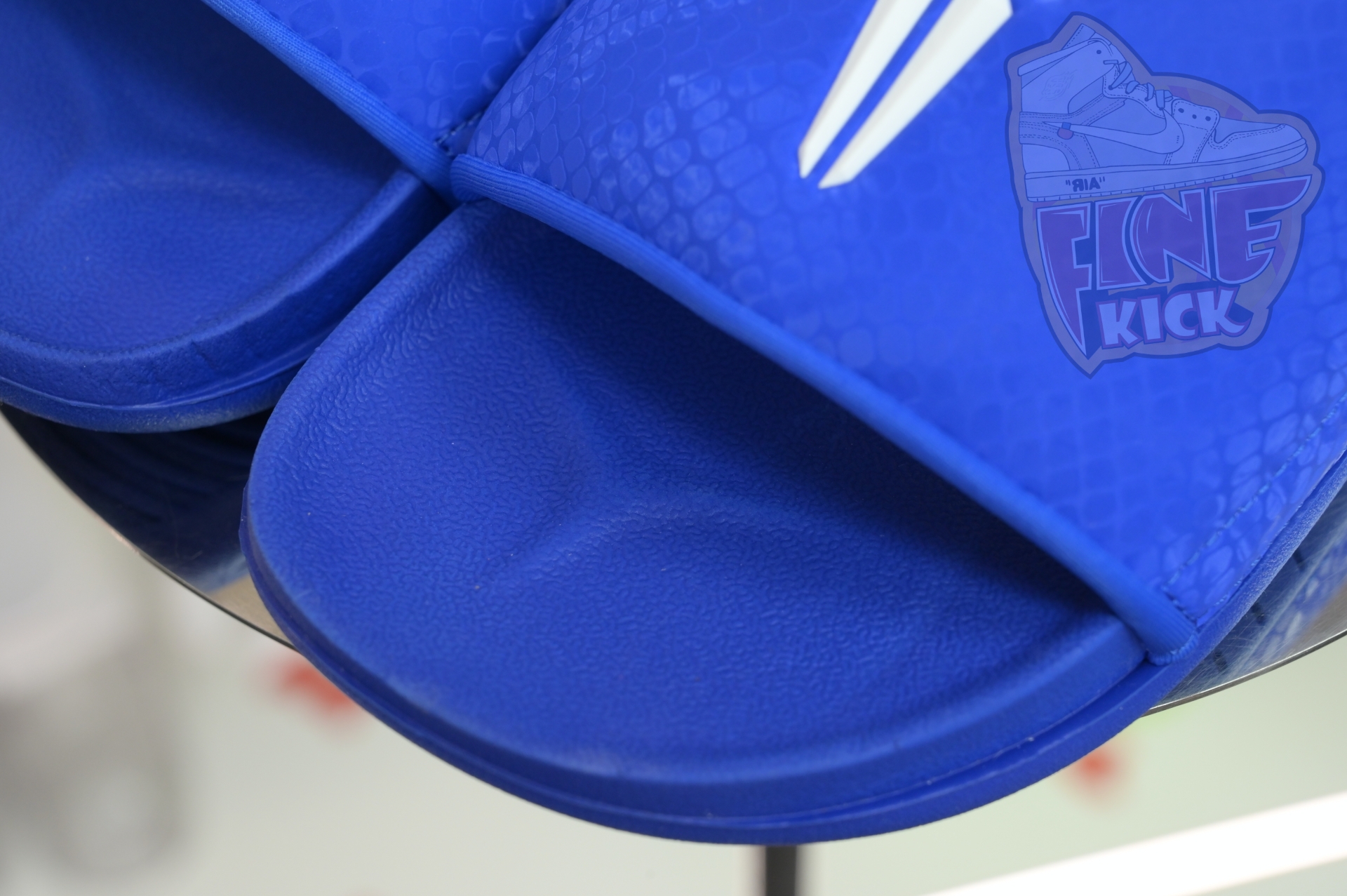 Nike Kobe Offcourt Slides  IP2870-400