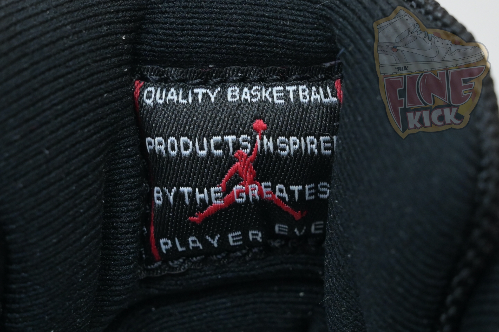 Air Jordan 11 Low“Bred” FV5104-006