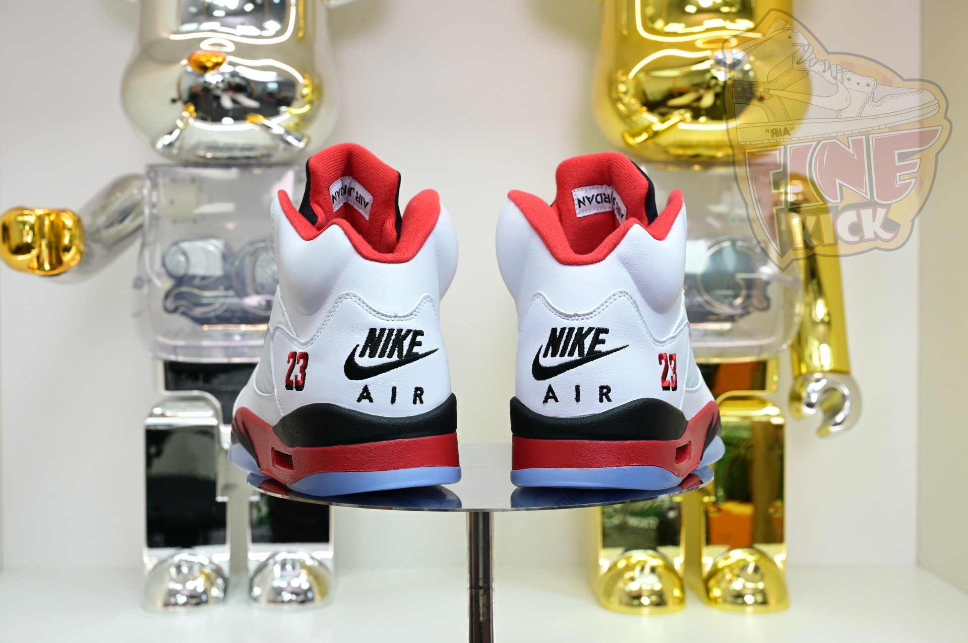 Air Jordan 5 Fire Red“Black Tongue”  HQ7978-101
