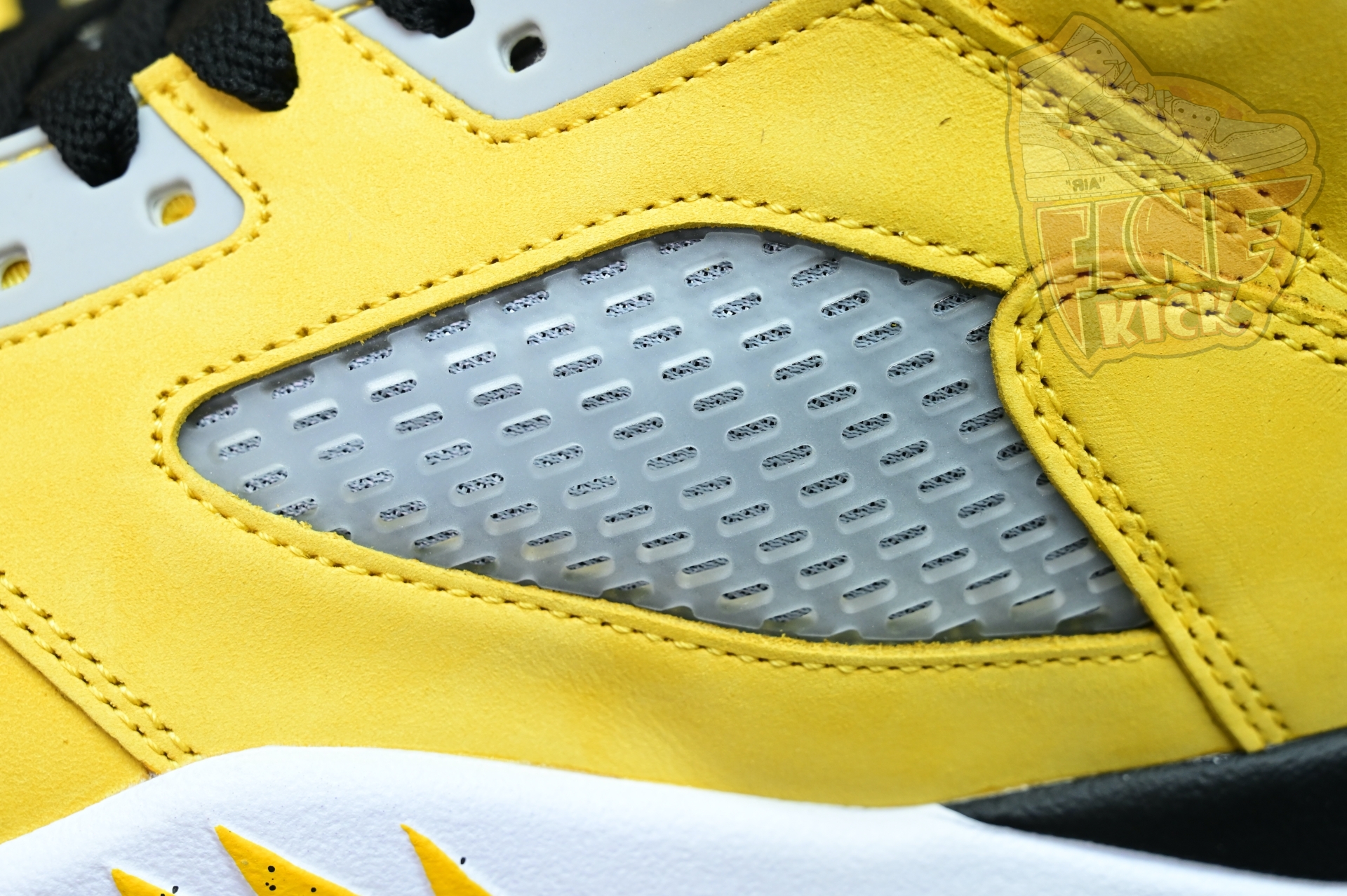 Air Jordan 5 Retro