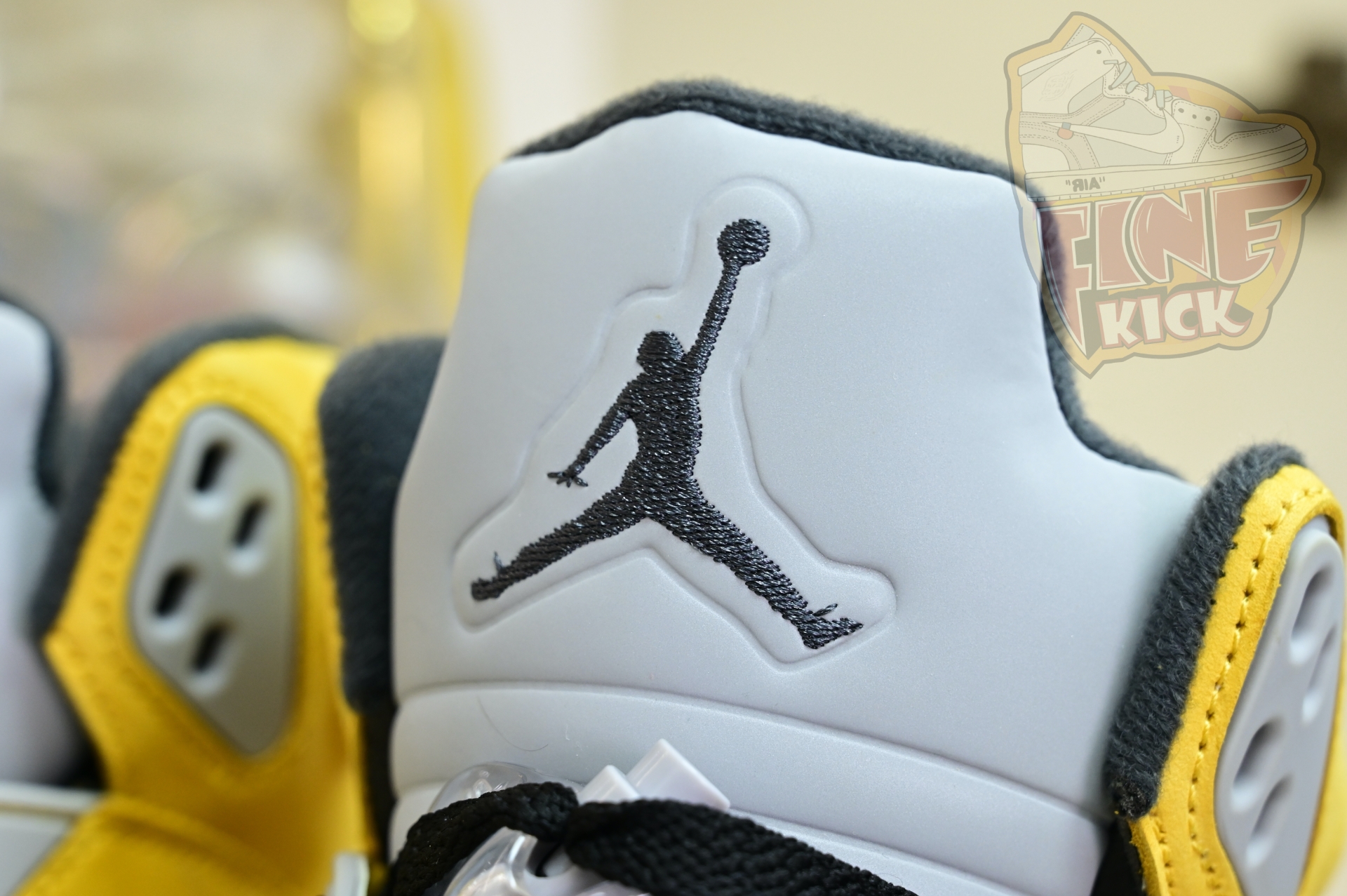 Air Jordan 5 Retro