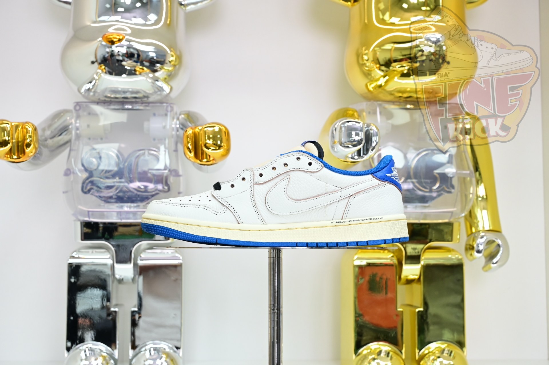 Travis Scott x Air Jordan 1 Low OG