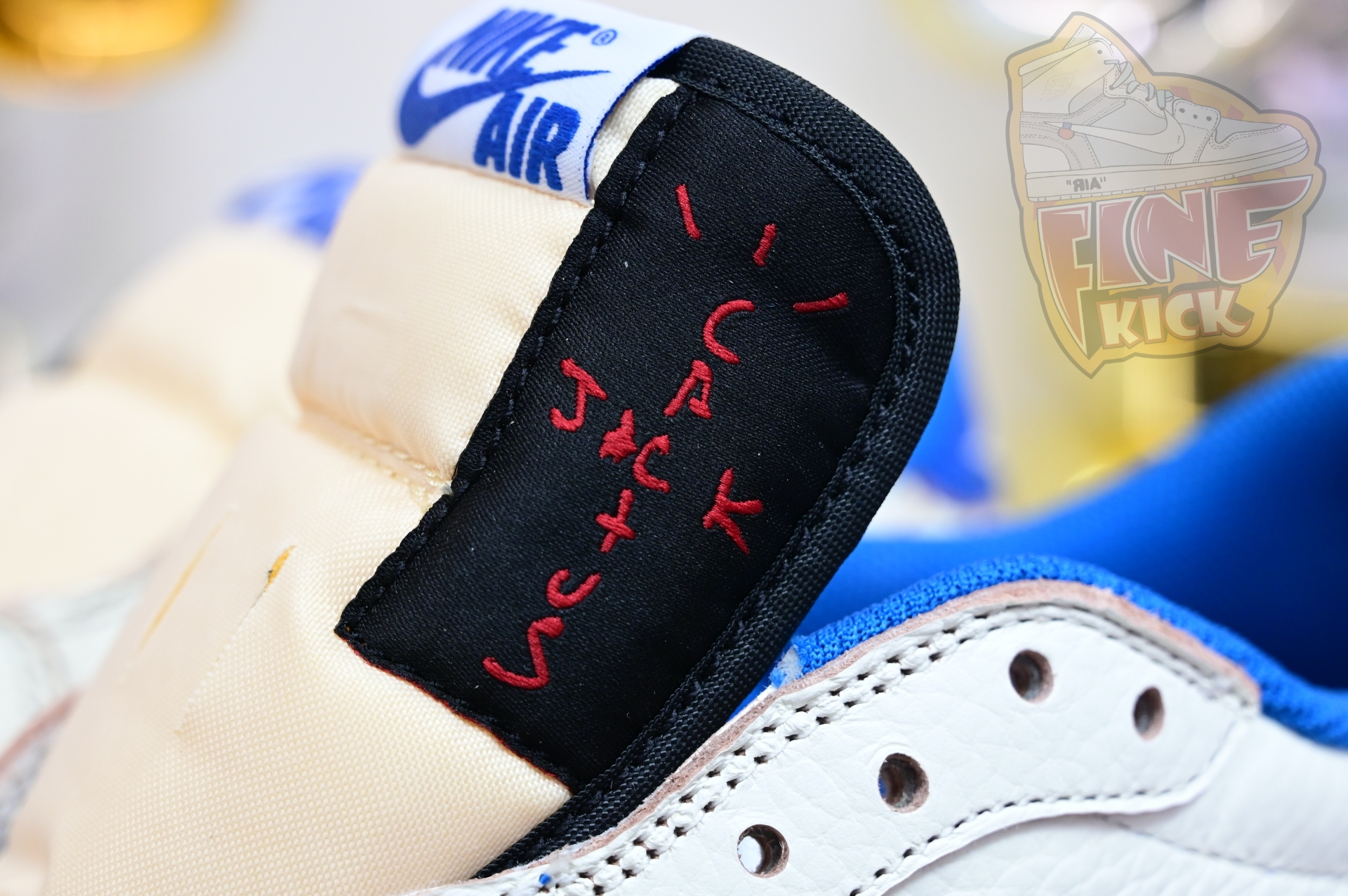 Travis Scott x Air Jordan 1 Low OG