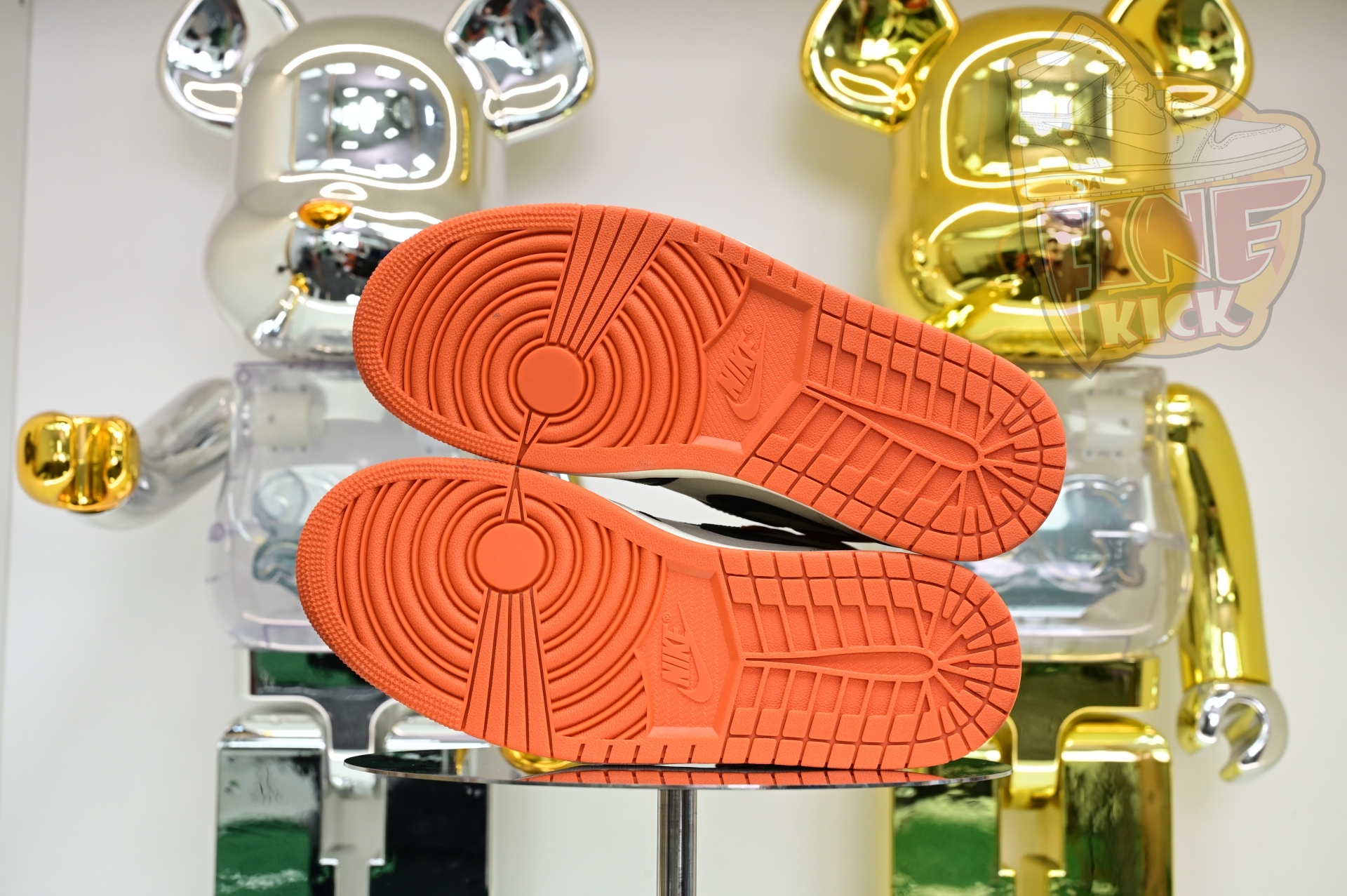 Air Jordan 1“Shattered Backboard” DZ5485-008