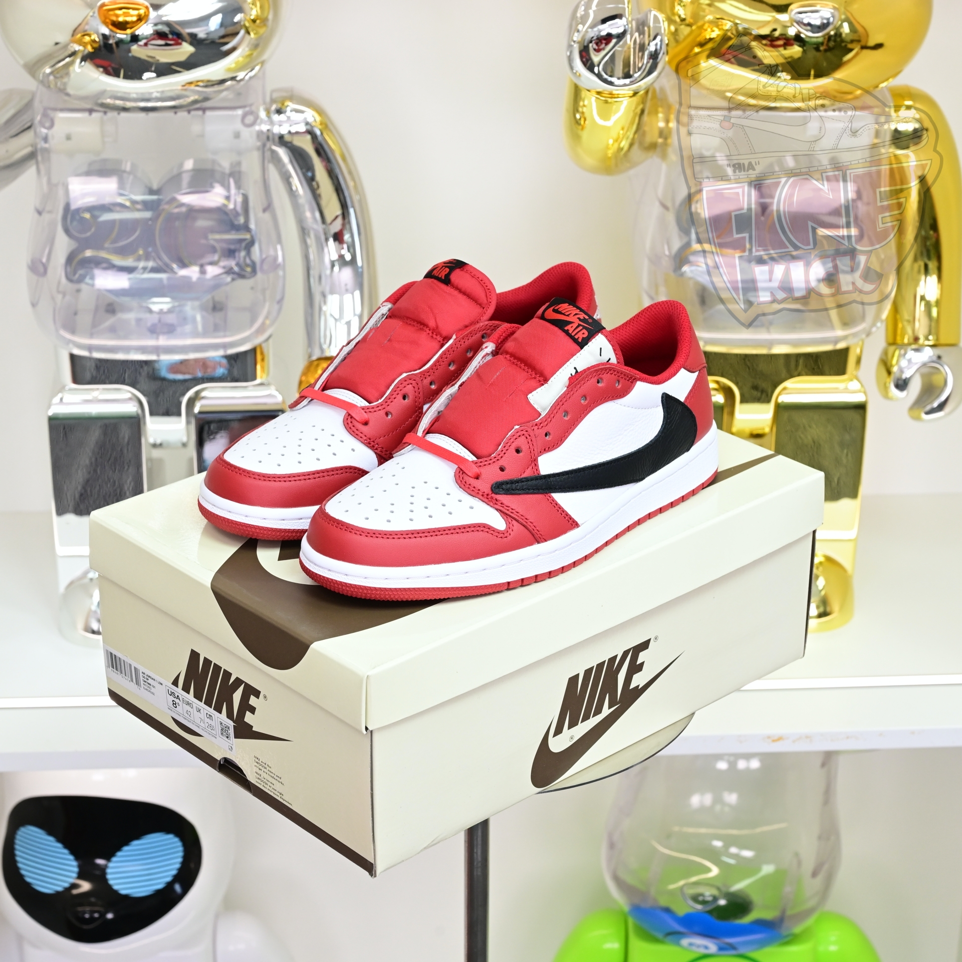 Travis Scott x Air Jordan 1  Low “Chicago”  DM7866-101