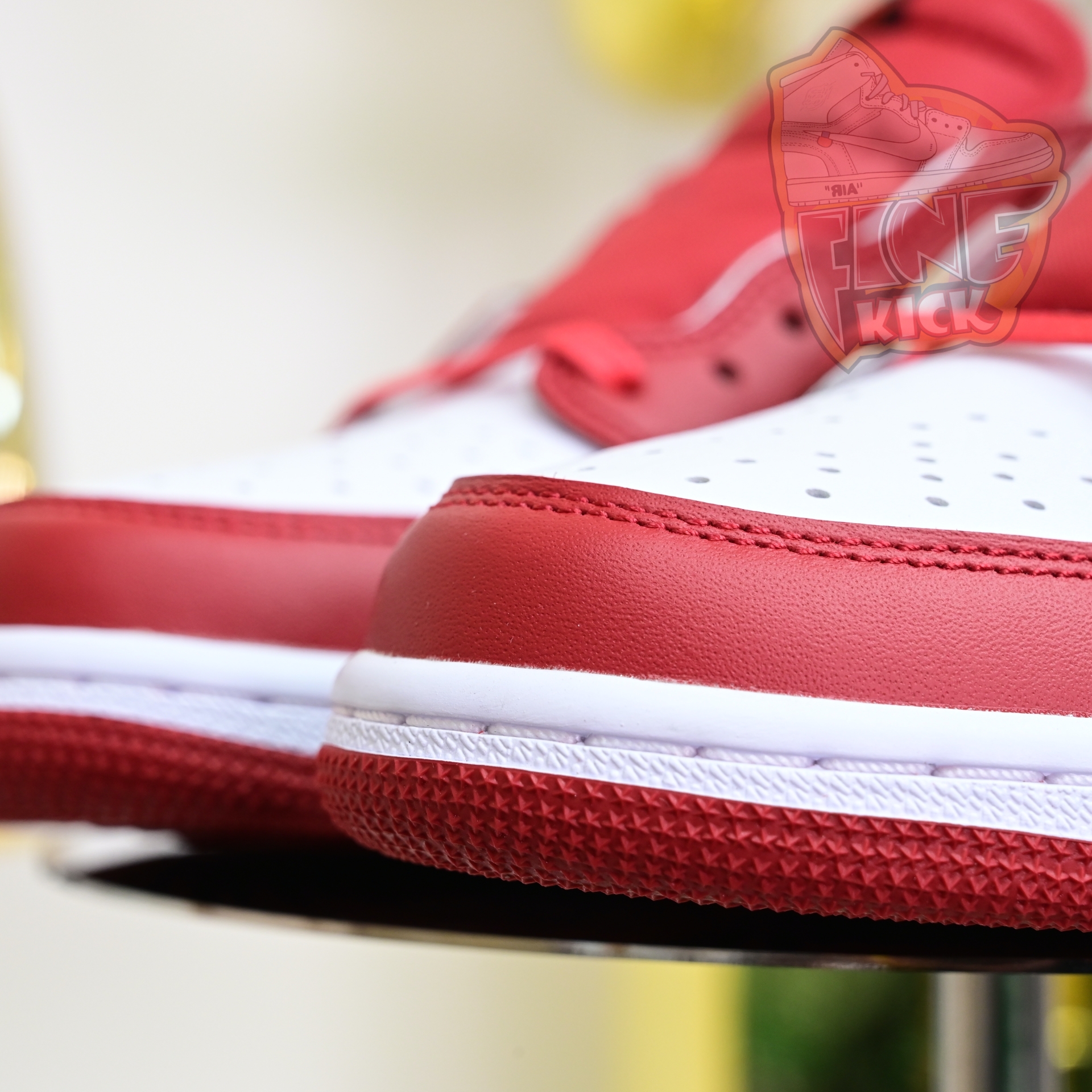 Travis Scott x Air Jordan 1  Low “Chicago”  DM7866-101