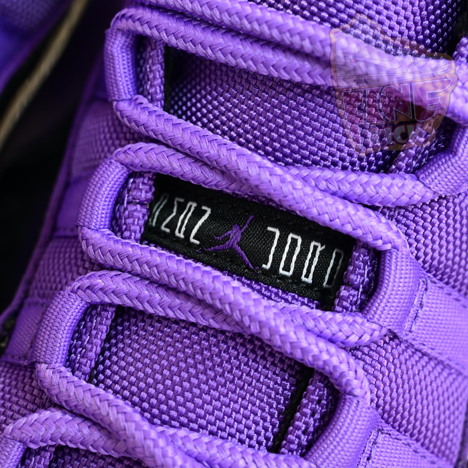 Air Jordan 11  RETRO CT8012-500