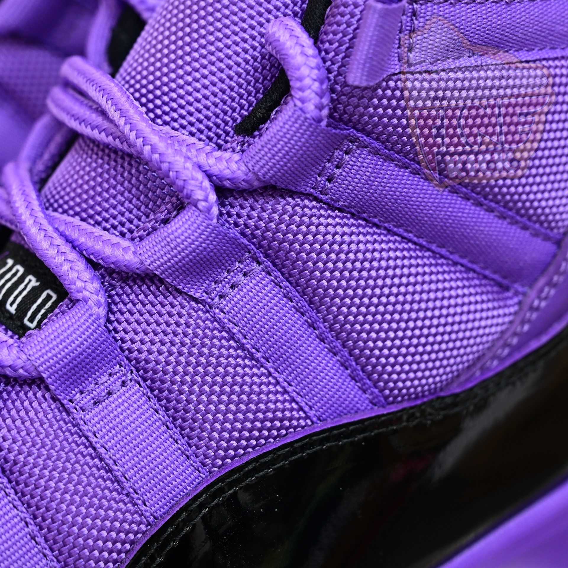 Air Jordan 11  RETRO CT8012-500