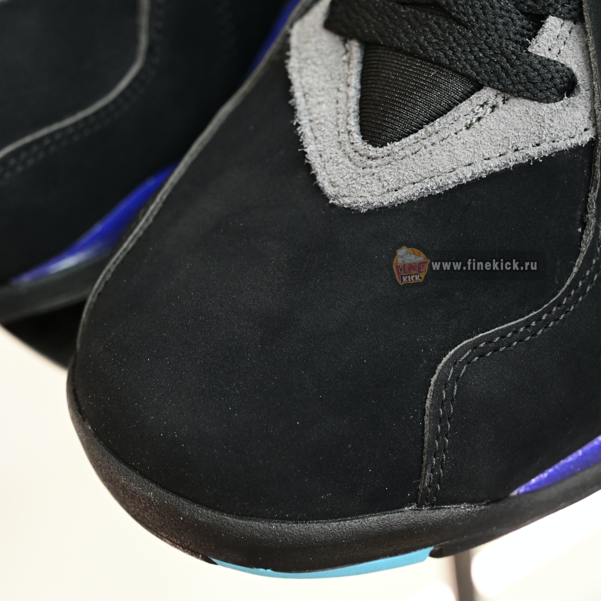 Air Jordan 8  RETRO 2025   305381-006
