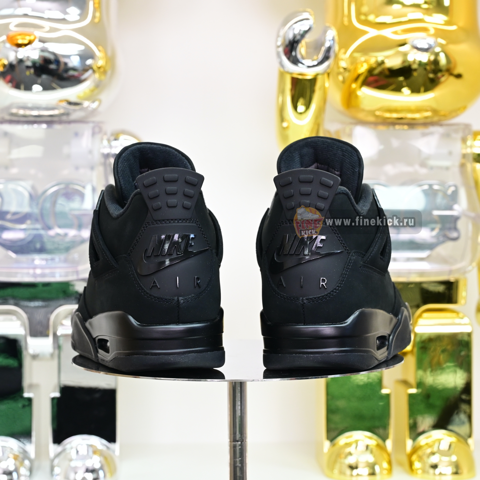AIR JORDAN 4 RETRO 'BLACK CAT' 2025   FV5029-010