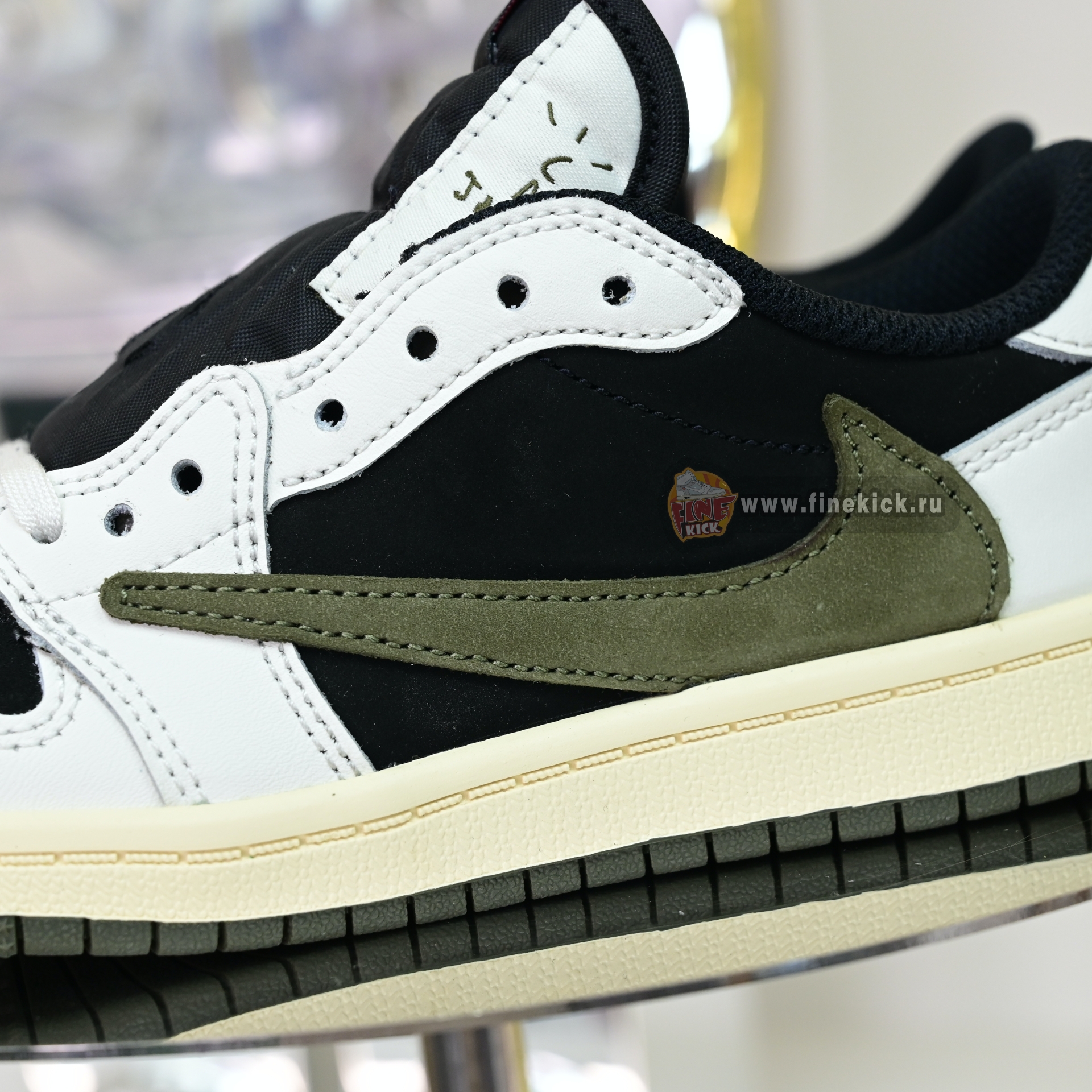 Kids Shoes Travis Scott x Air Jordan 1 Low OG