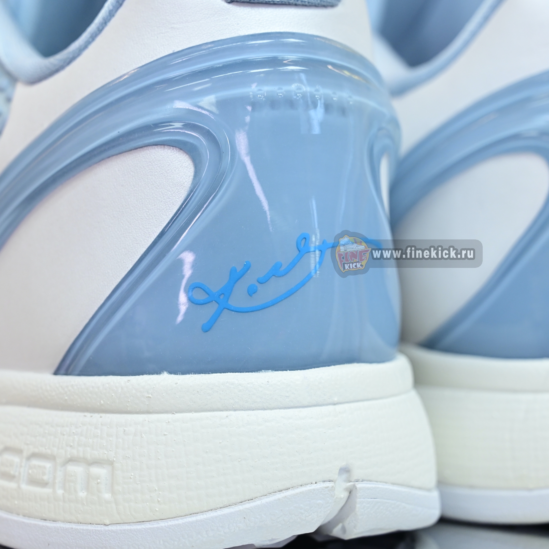 Caitin Clark Nike Kobe 6 EM IO3672-400  科比6 浅蓝 IO3672-400