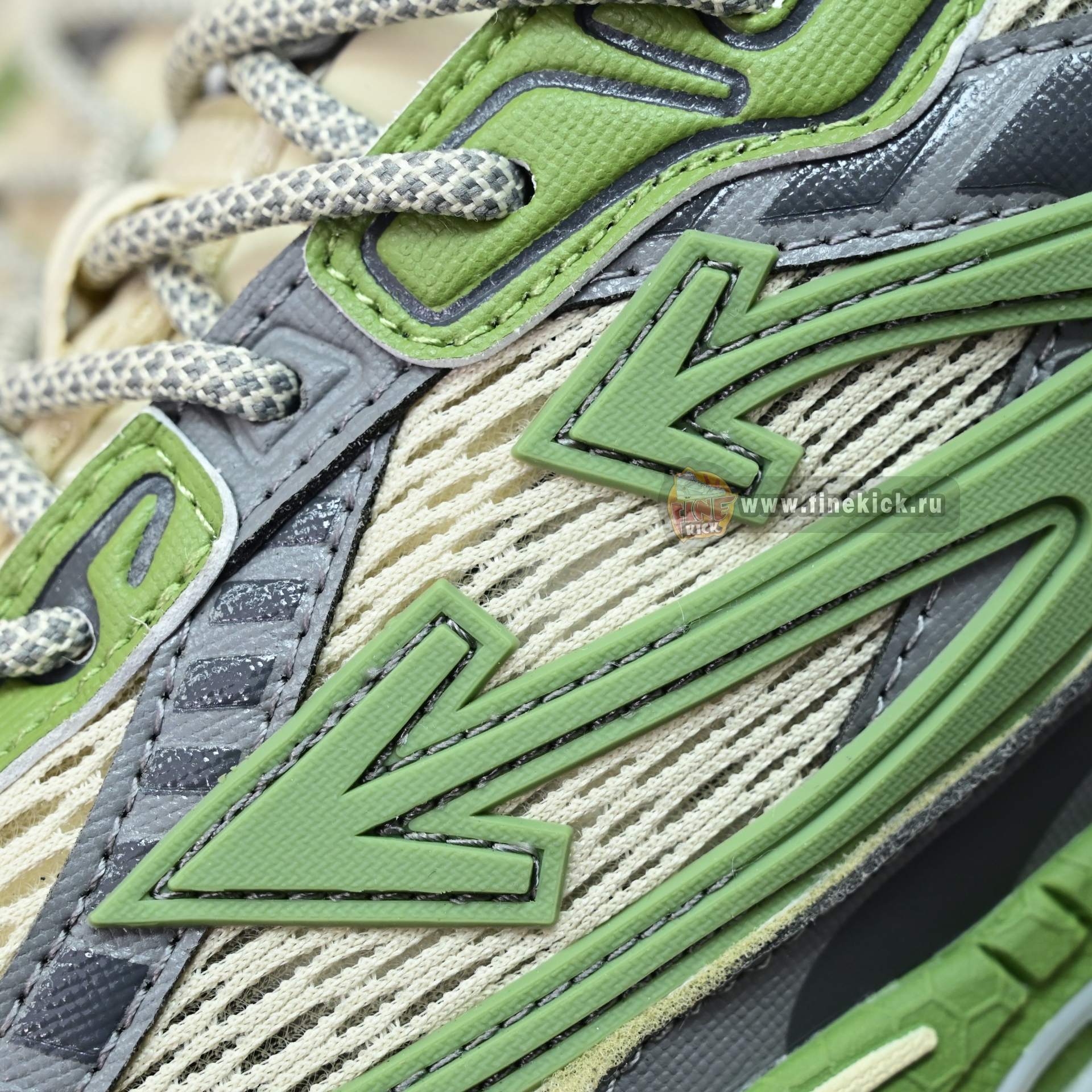 OFF-WHITE BE RIGHT BACK