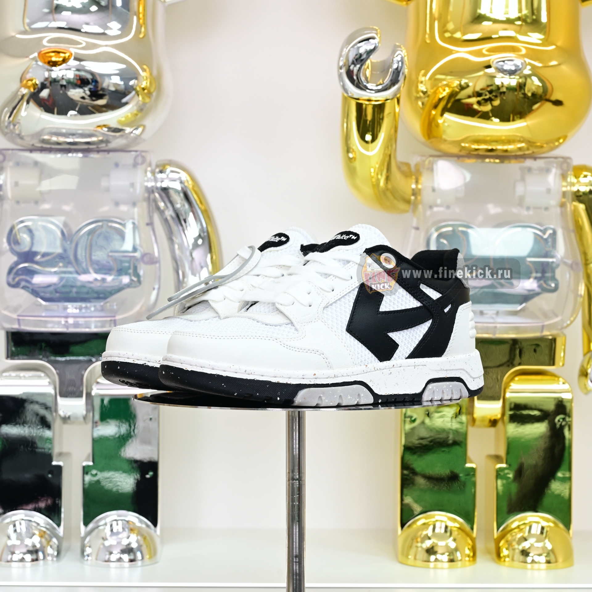 OFF-WHITE Out Of Offce