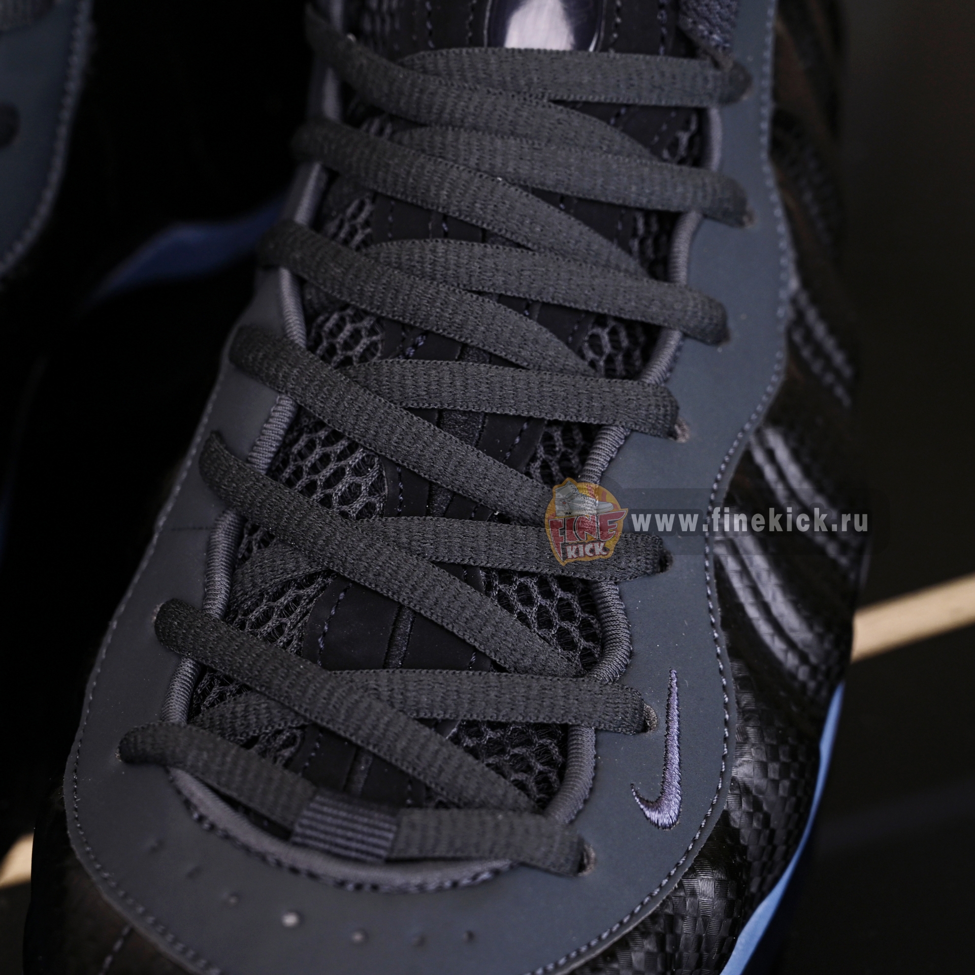 Nike Air Foamposite One  HF2902-002