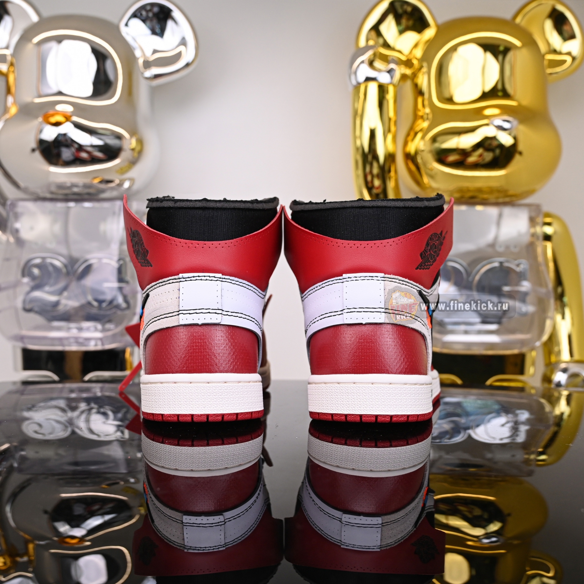 OFF-WHITE X AIR JORDAN 1 RETRO HIGH OG 'CHICAGO'