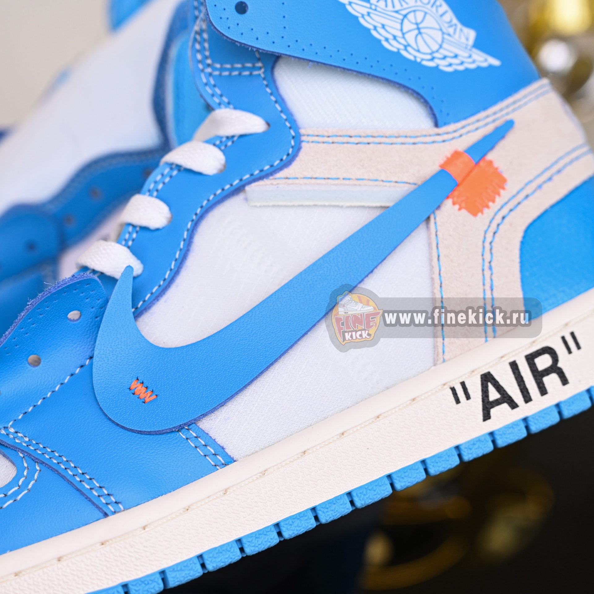 OFF-WHITE X AIR JORDAN 1 RETRO HIGH OG 'UNC'