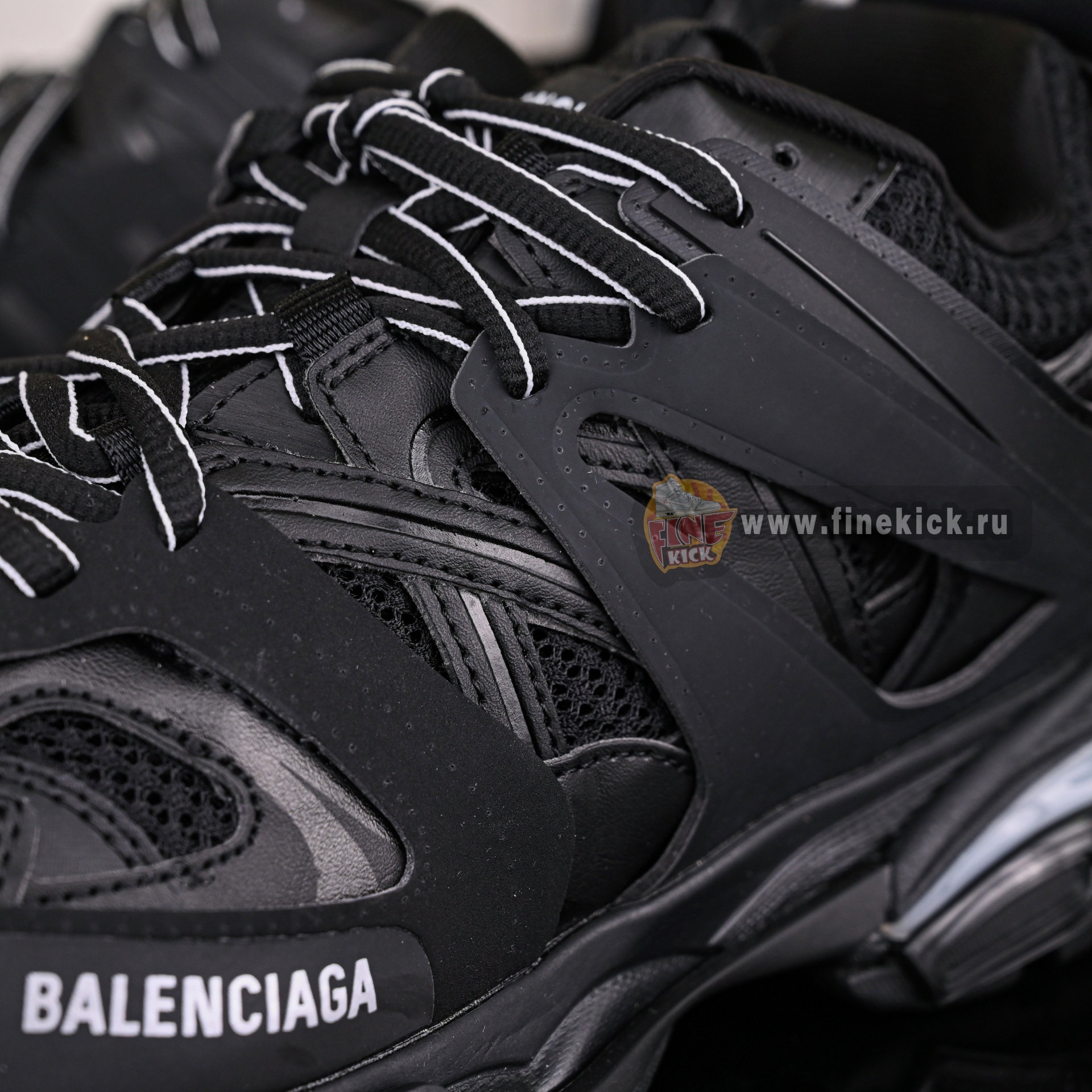 Balenciaga BLGA  Track(LED)