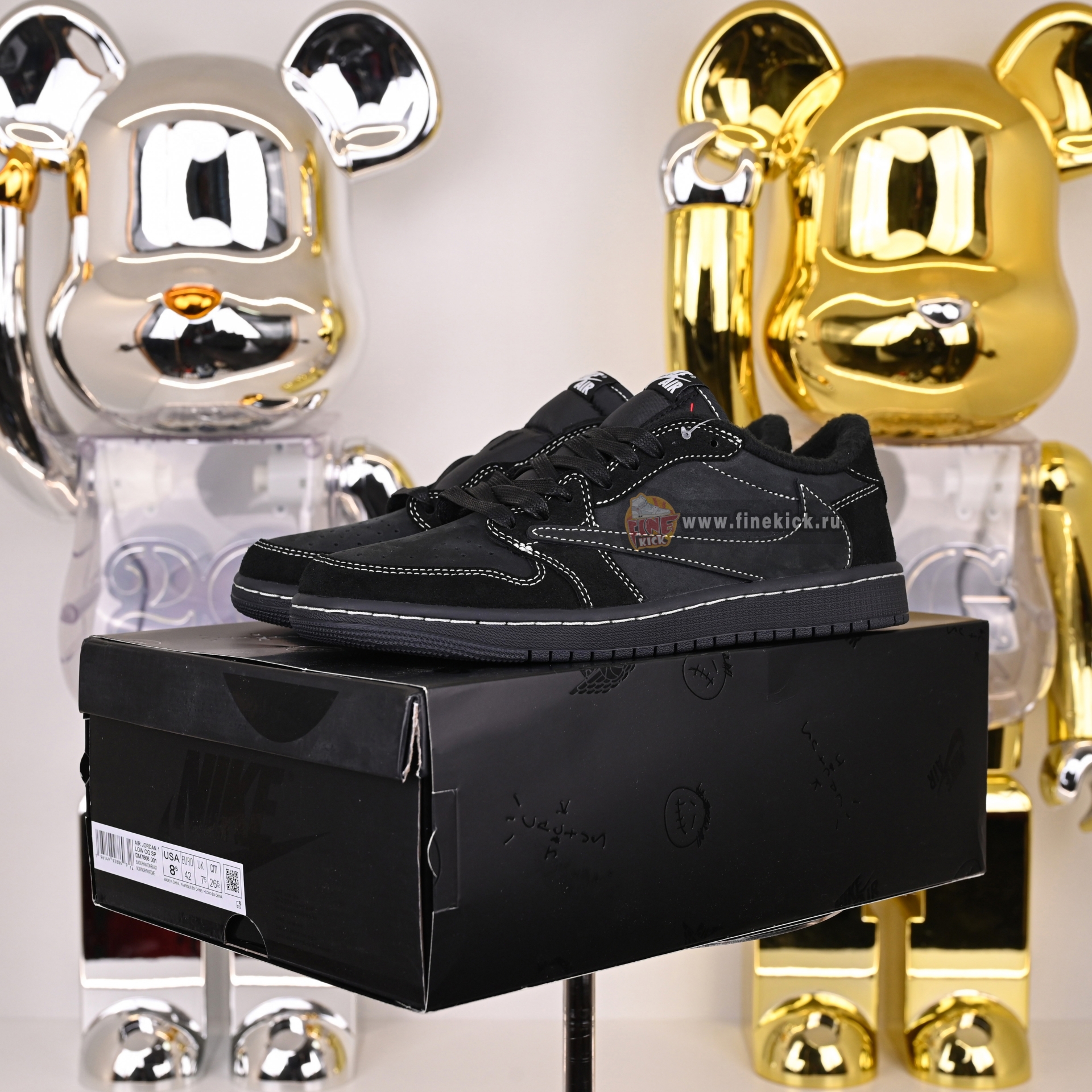 TRAVIS SCOTT X NIKE AIR JORDAN 1 LOW OG “BLACK/PHANTOM” DM7866-001
