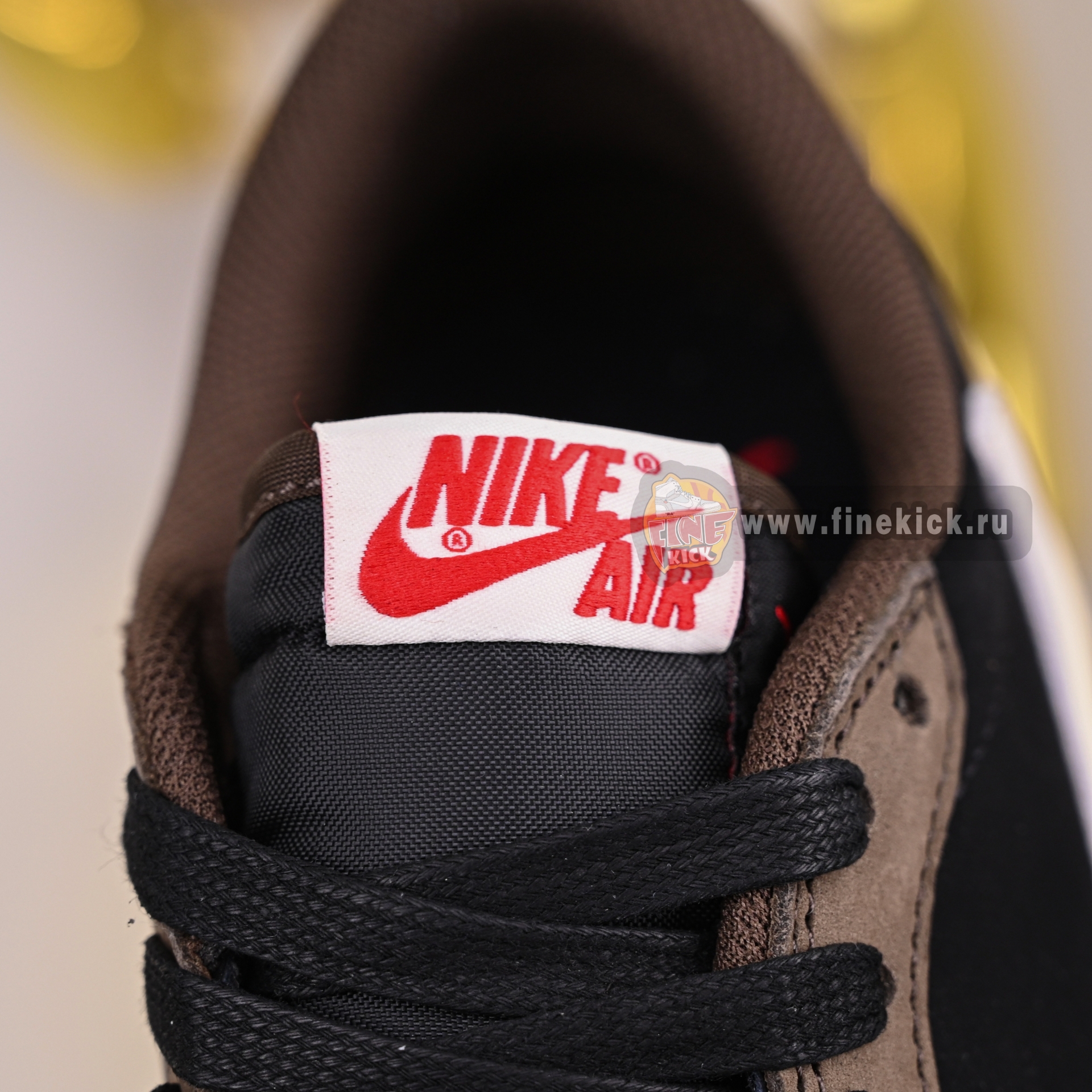 Travis Scott x Air Jordan 1mLow OG TS SP CQ4277-001