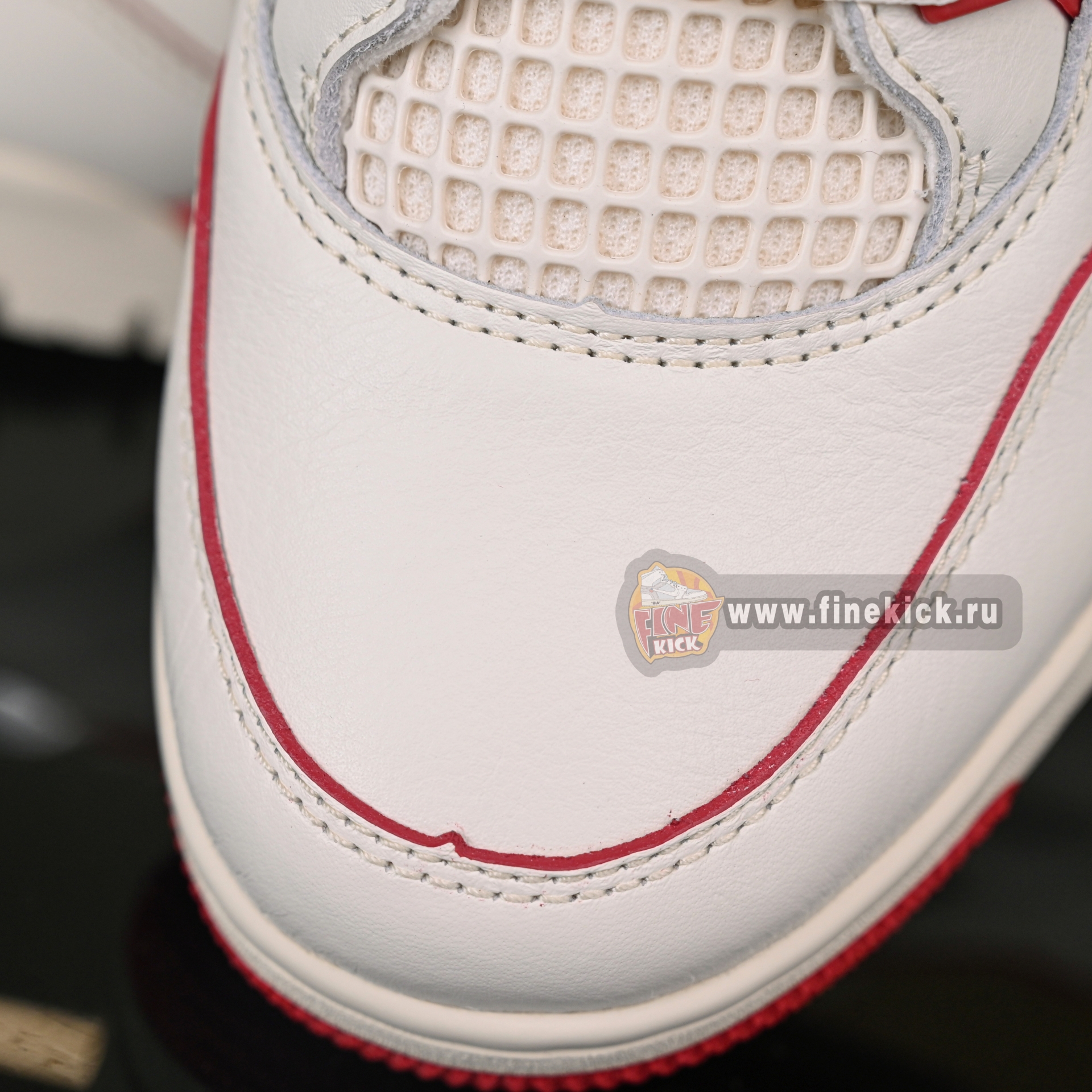 Air Jordan 4 Retro“Sierra Red” HV0823-108