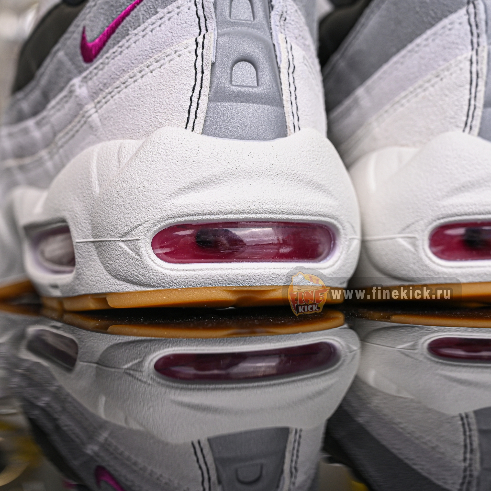 Nike SB x Air Max 95“SummitWhite/Photon Dust”  HF7545-100