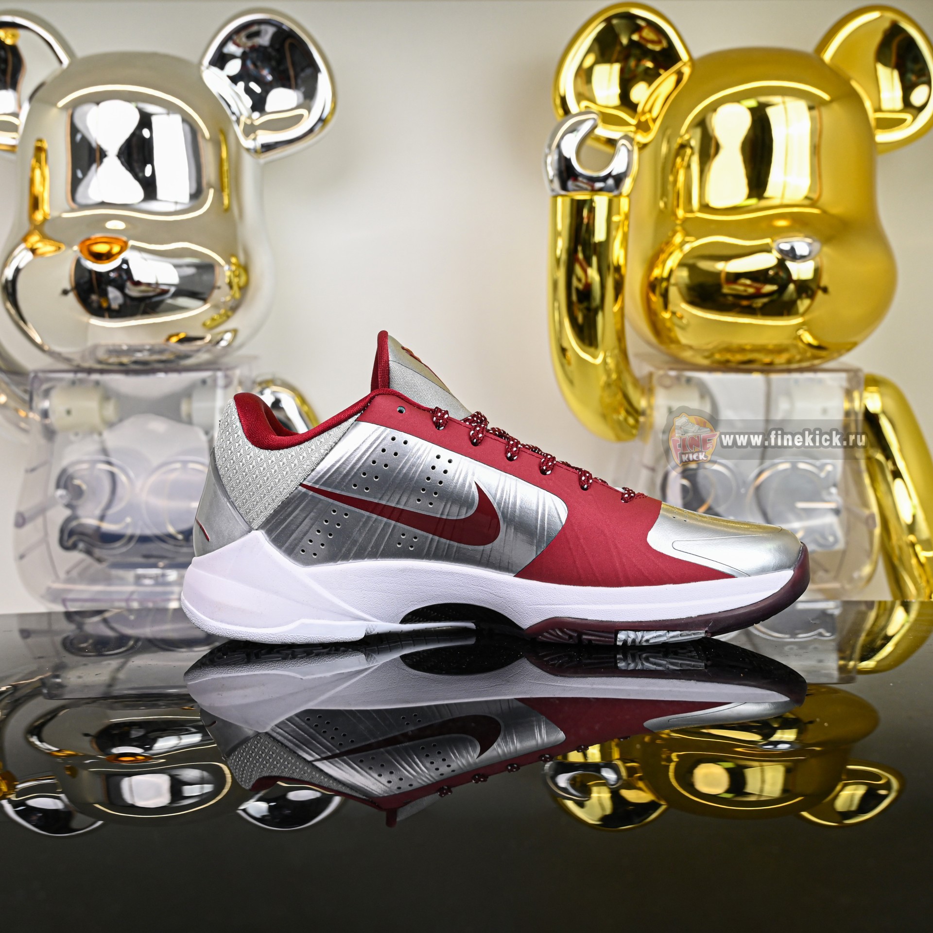 Nike Zoom Kobe 5Protro Lower Merion Aces  Away IM0557-001