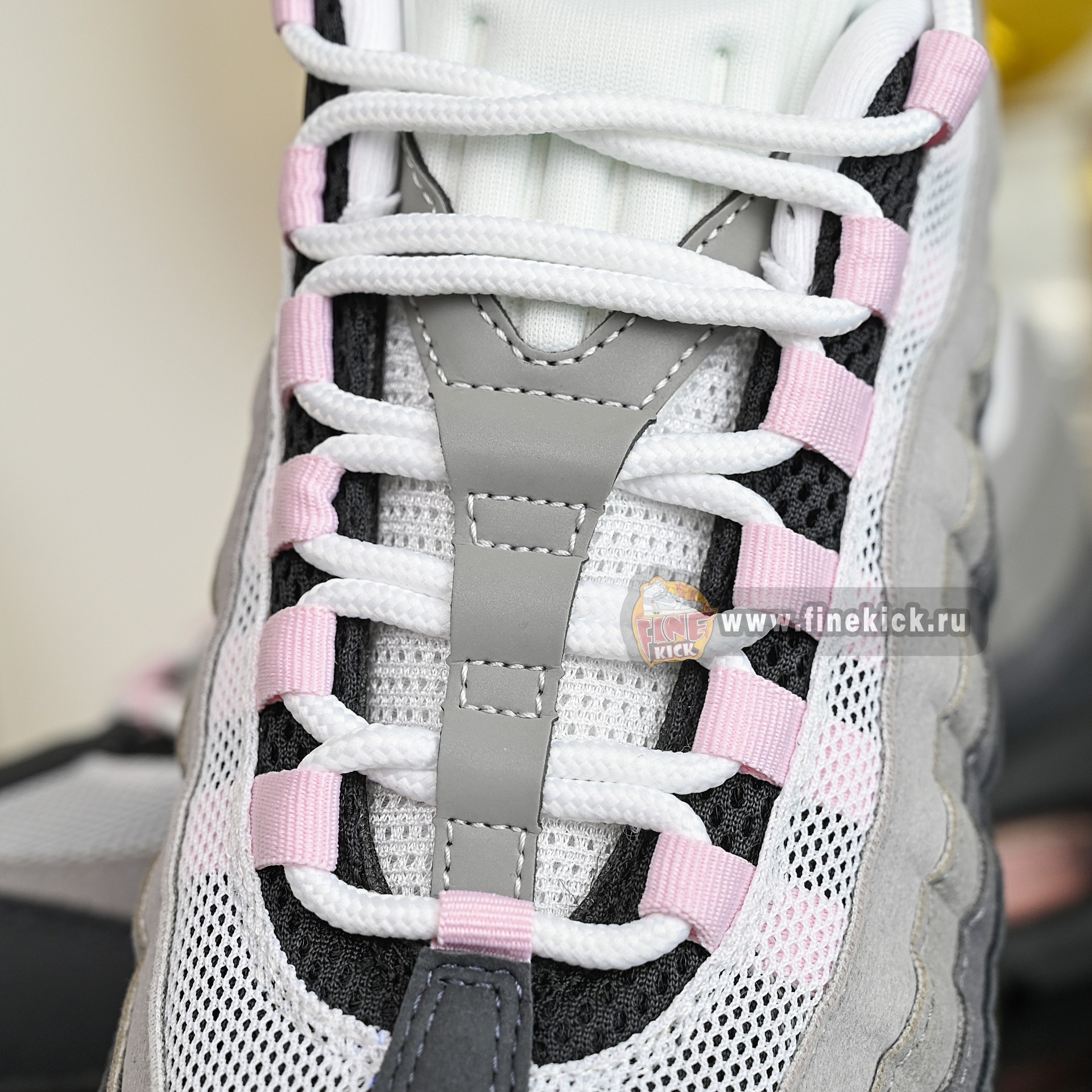 Nike Air Max 95 OG  HJ5996-001