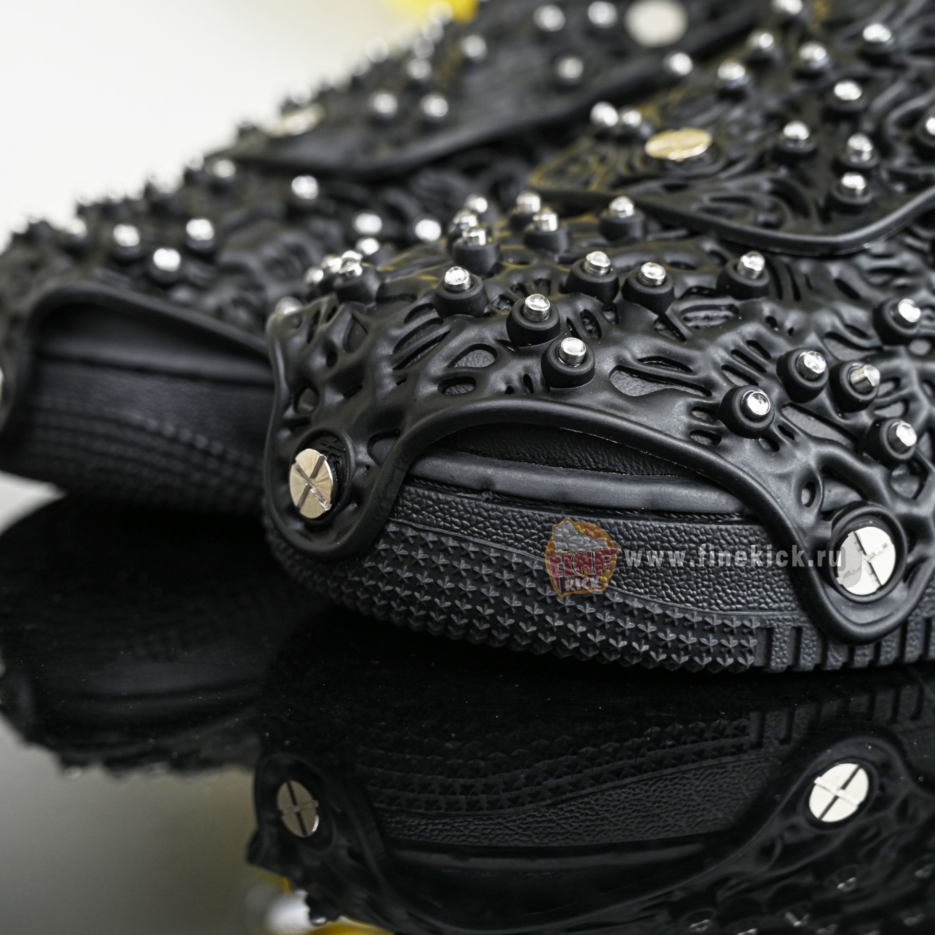 Swarovski X Nike Air Force 1 LXX  CV7668-001