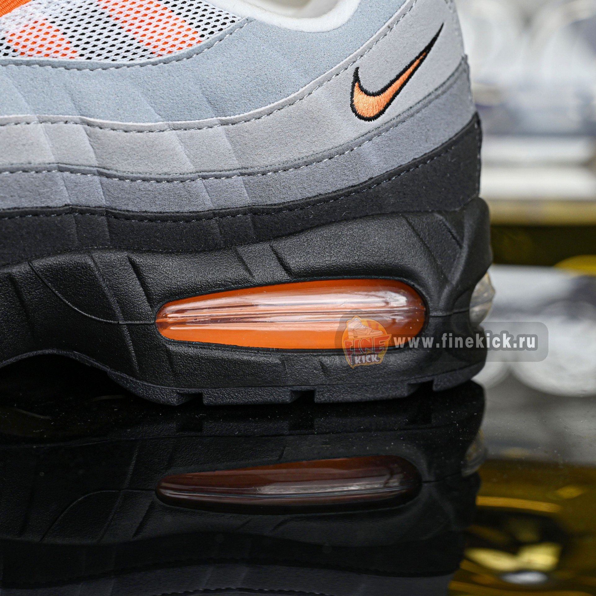 Nike Air Max 95 OG Bright Mandarin  HM4740-101