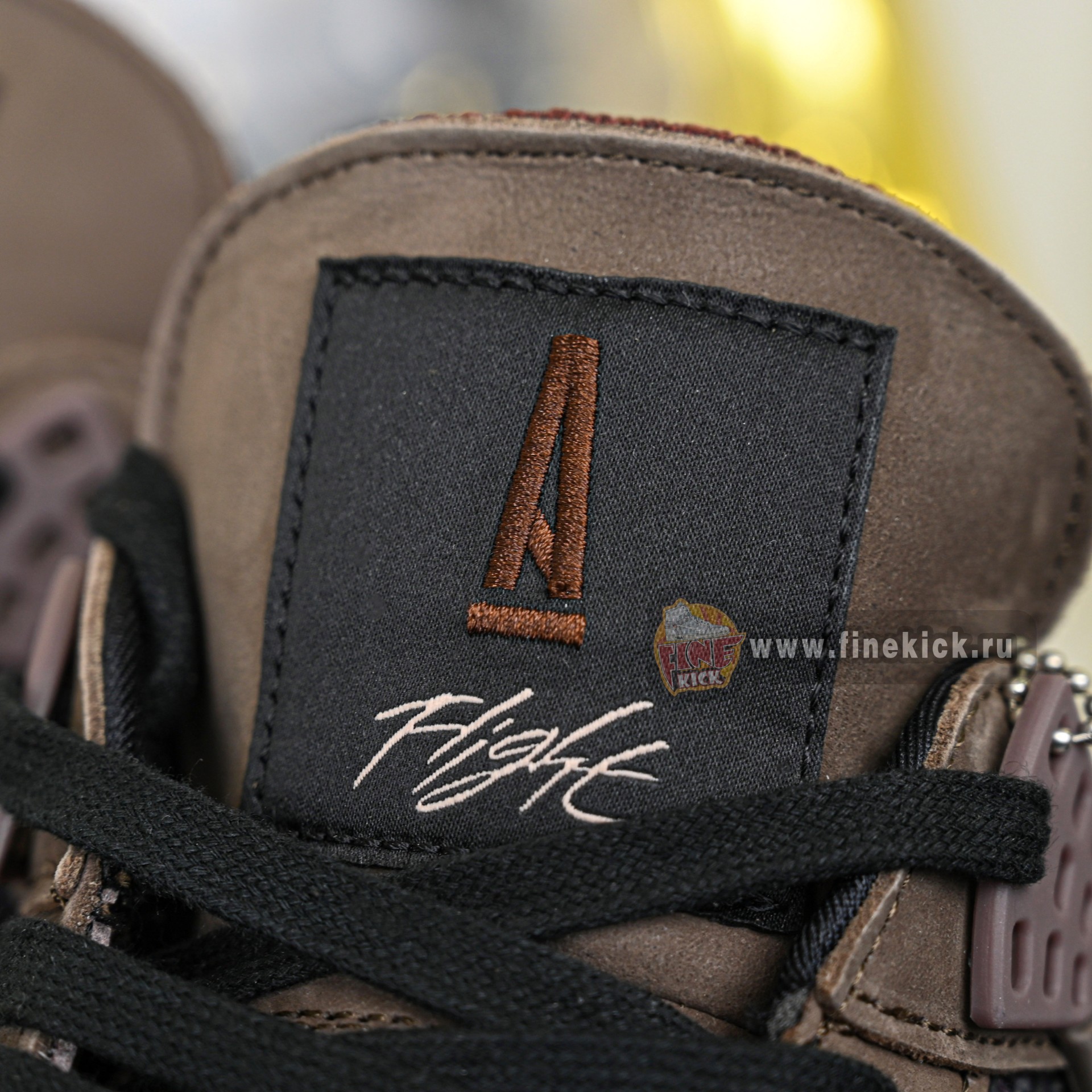 A Ma Maniere x Air Jordan4 Retro SP 