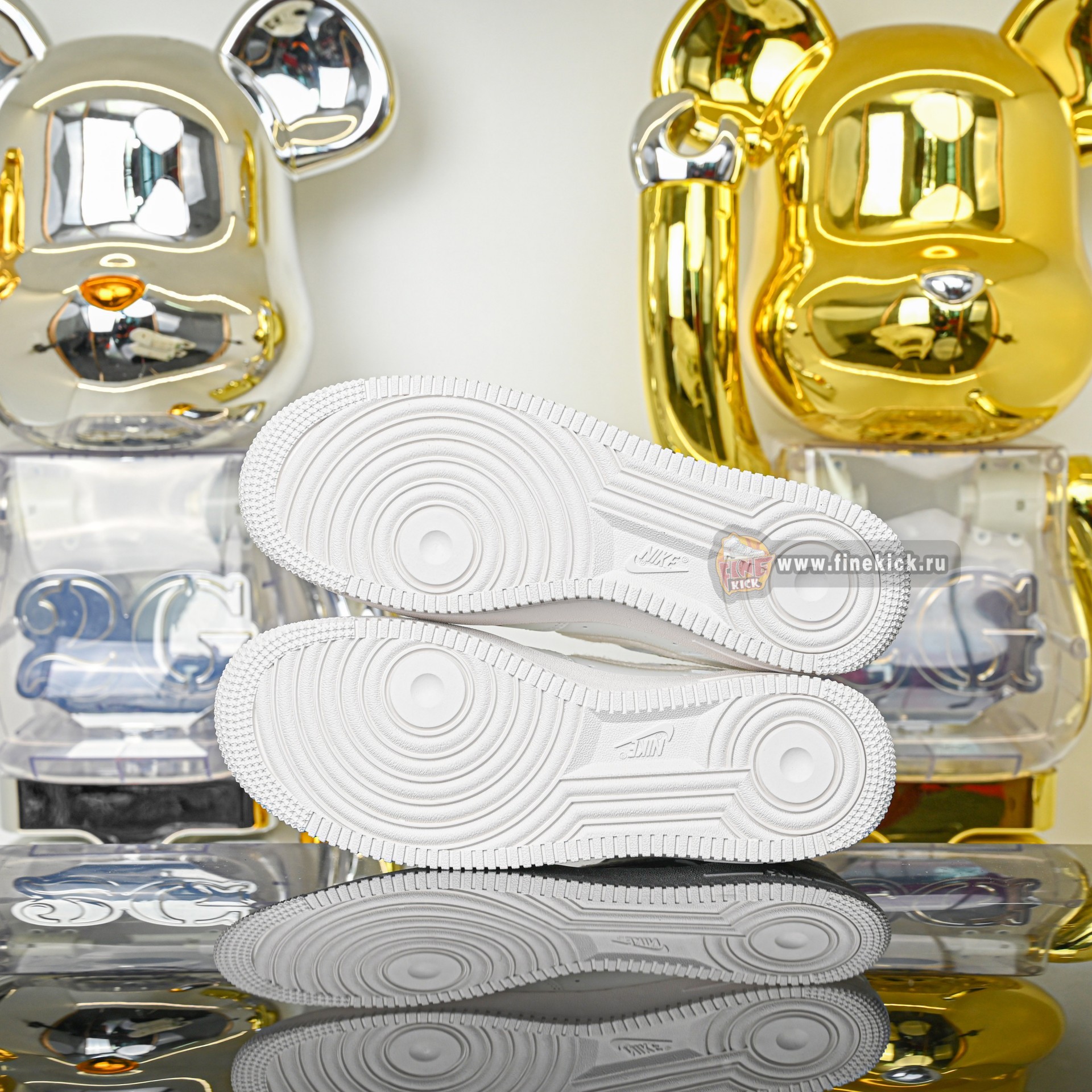 Nike Air Force 1'07  CNY  IQ1143-100