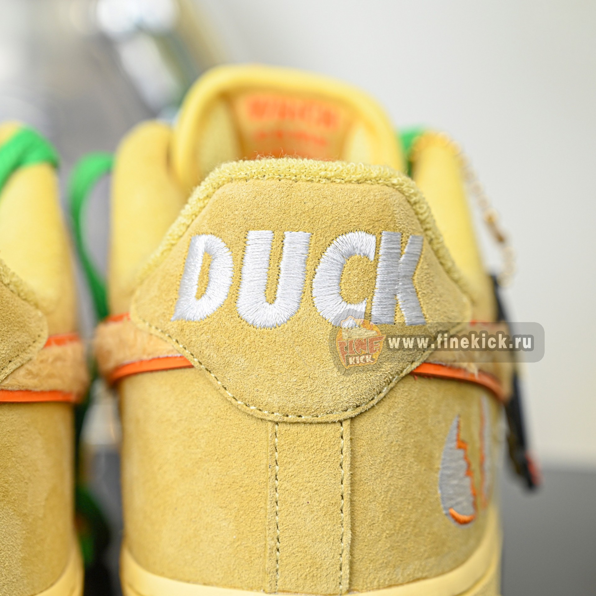 Nike x DOAF Air Force 1 Duckor  Egg  IU7612-700