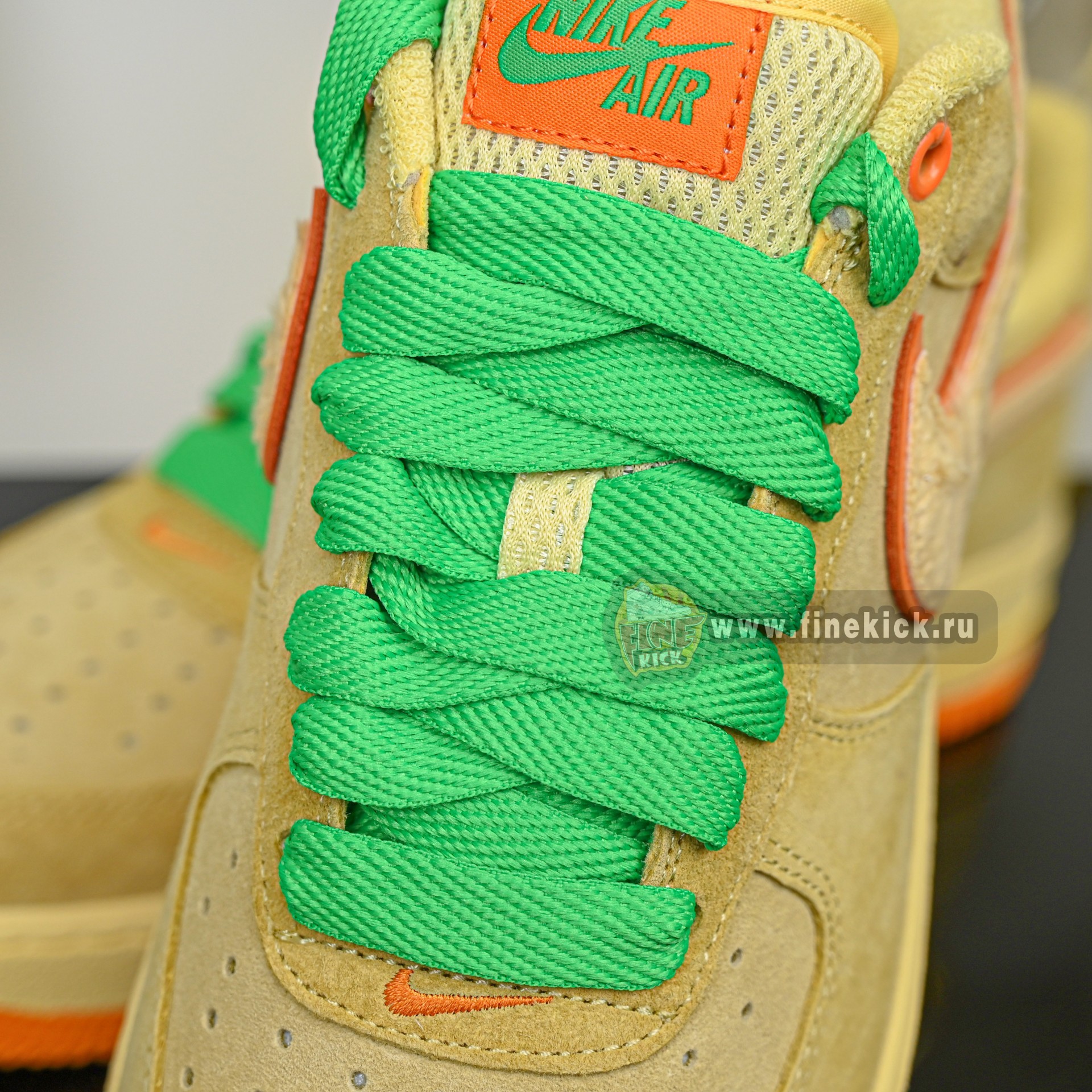 Nike x DOAF Air Force 1 Duckor  Egg  IU7612-700