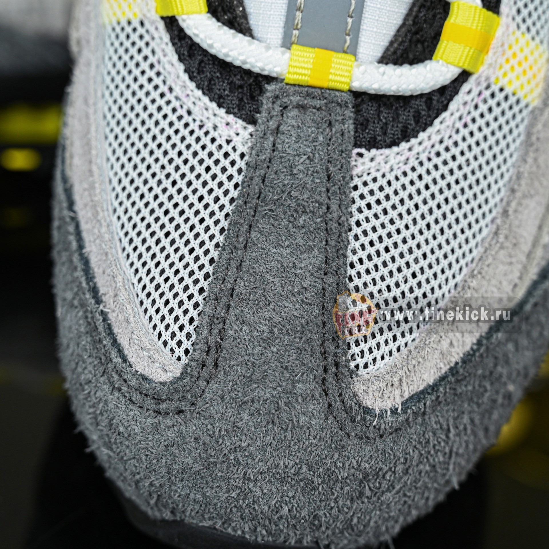 UNDEFEATED x Nike Air Max 95 SP  IB4523-002