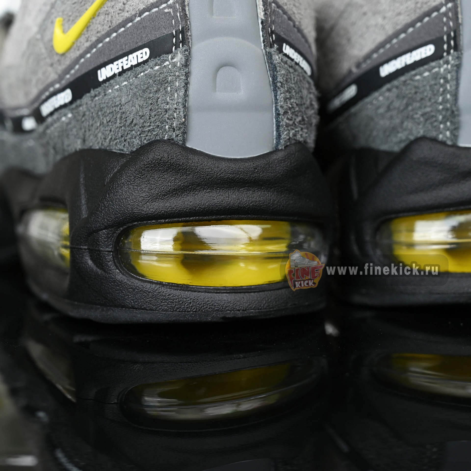 UNDEFEATED x Nike Air Max 95 SP  IB4523-002