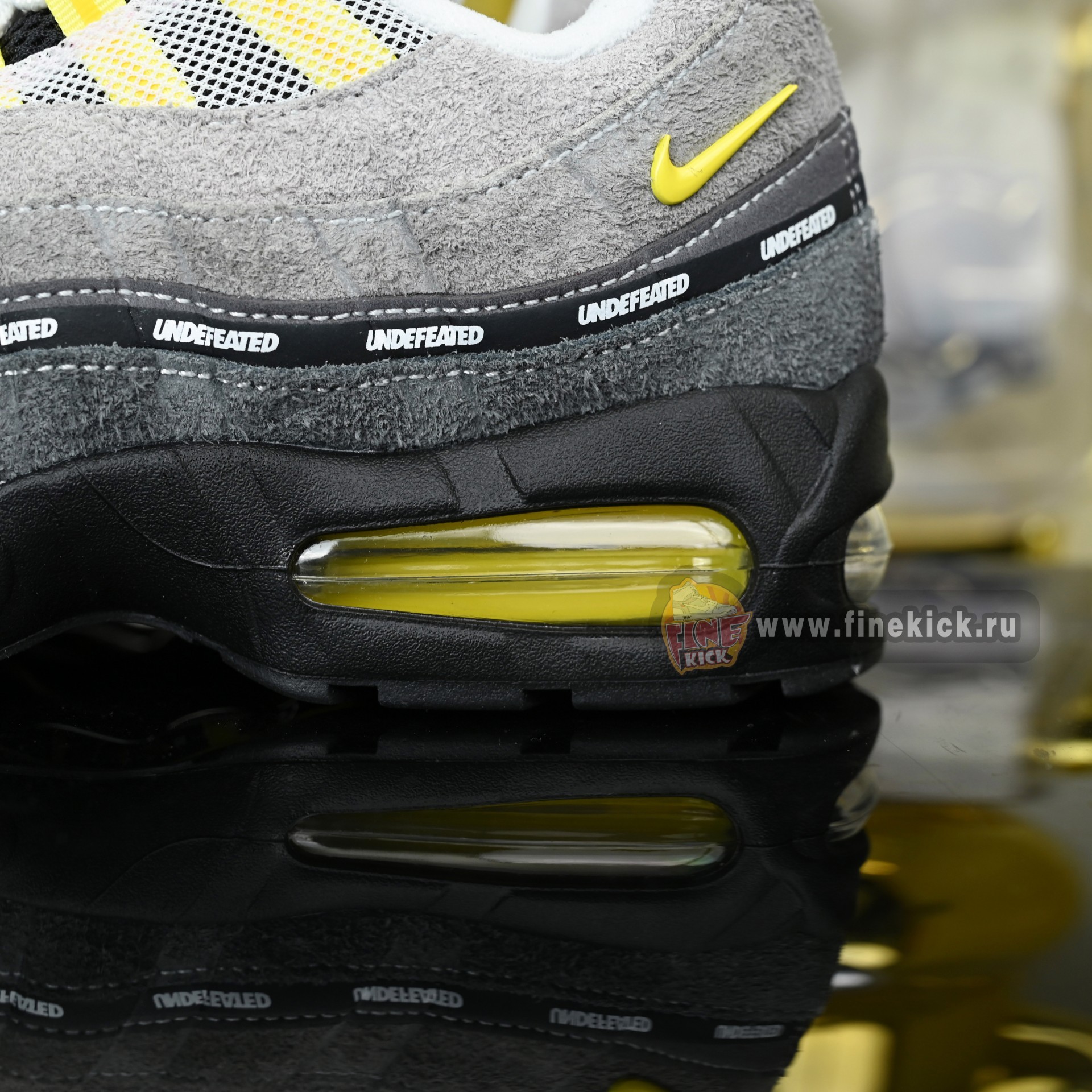 UNDEFEATED x Nike Air Max 95 SP  IB4523-002