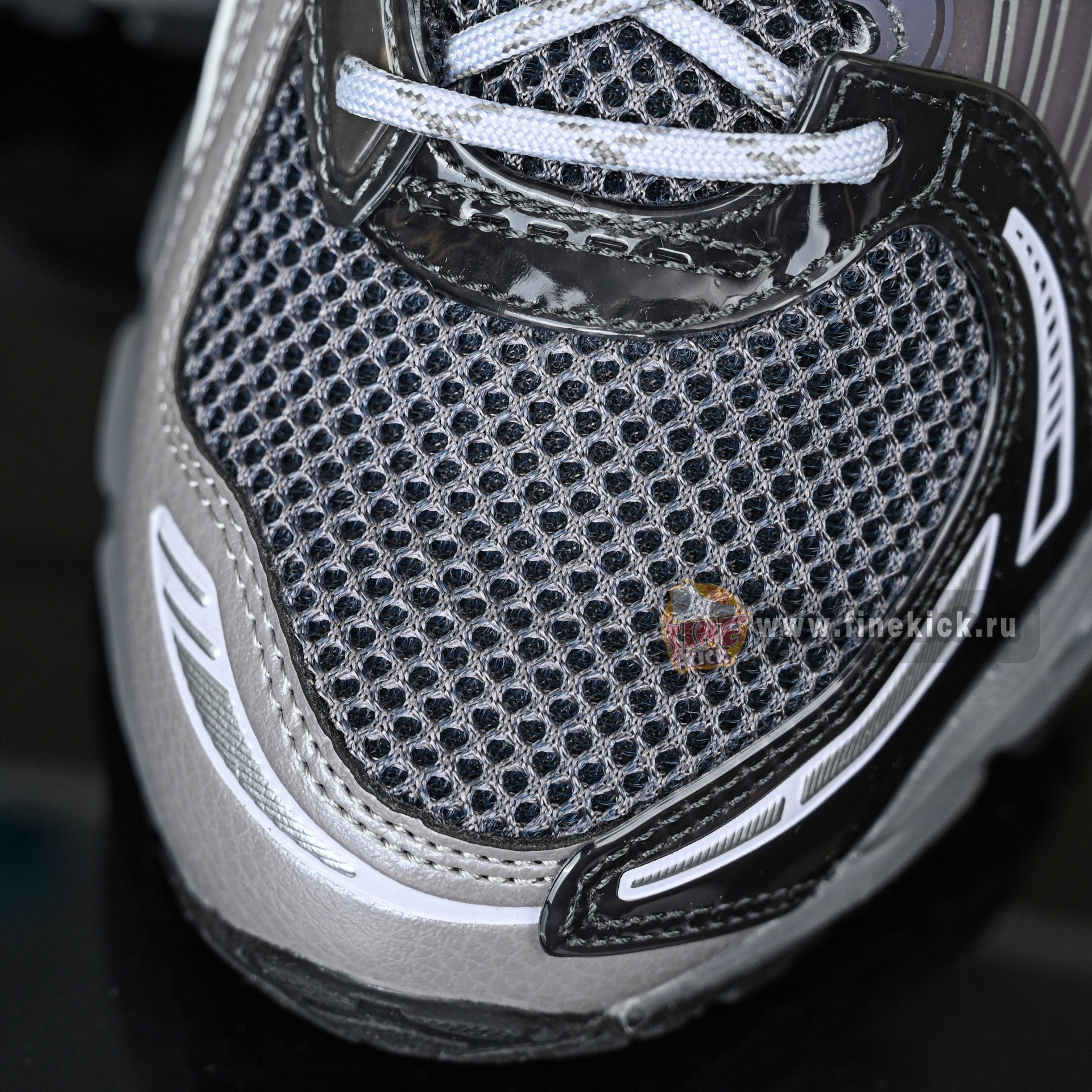 KITH x ASIC SGEL-Kayano 12.1  1203A930-020