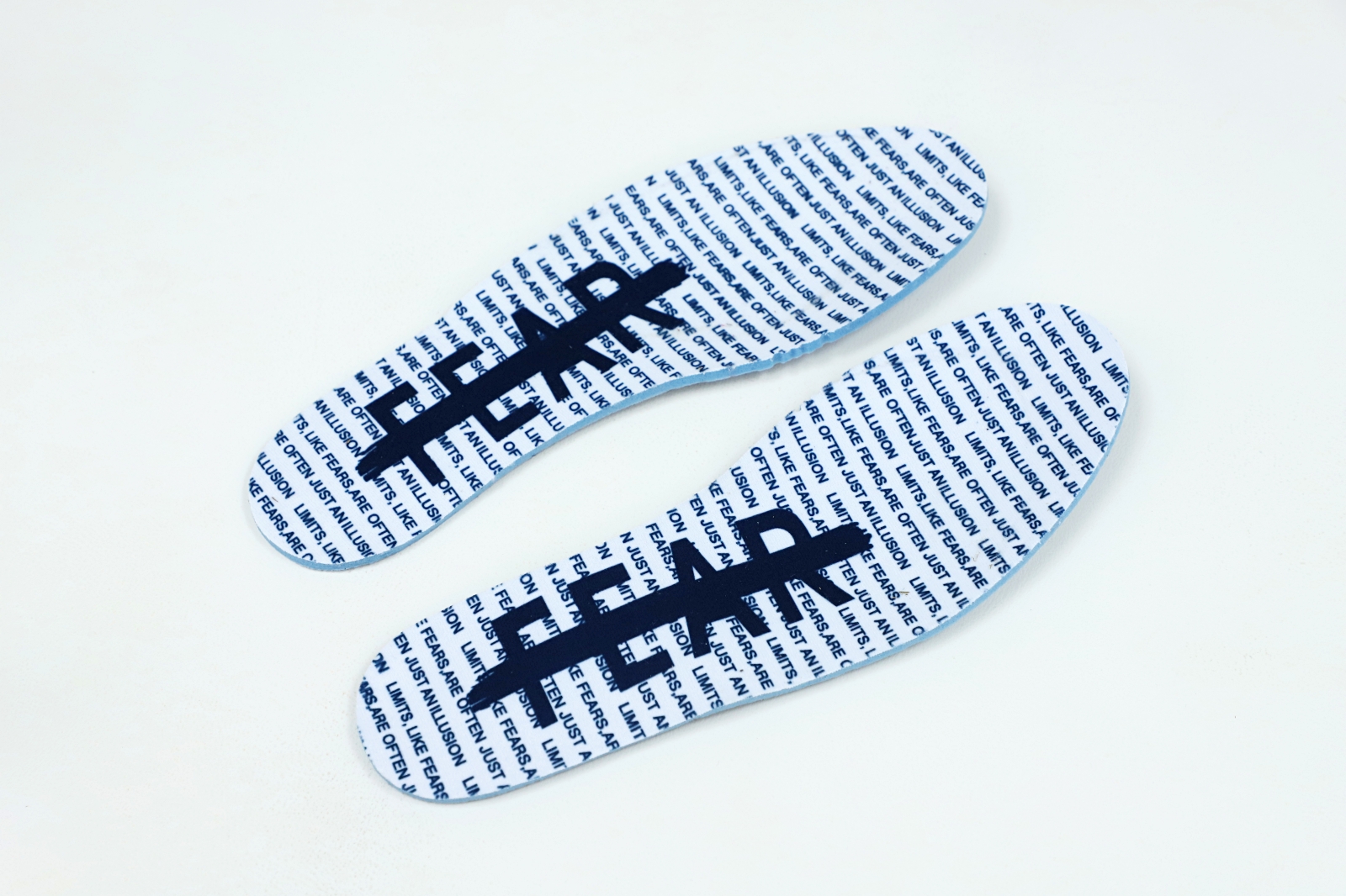 AIR JORDAN 1 RETRO HIGH OG 'FEARLESS'