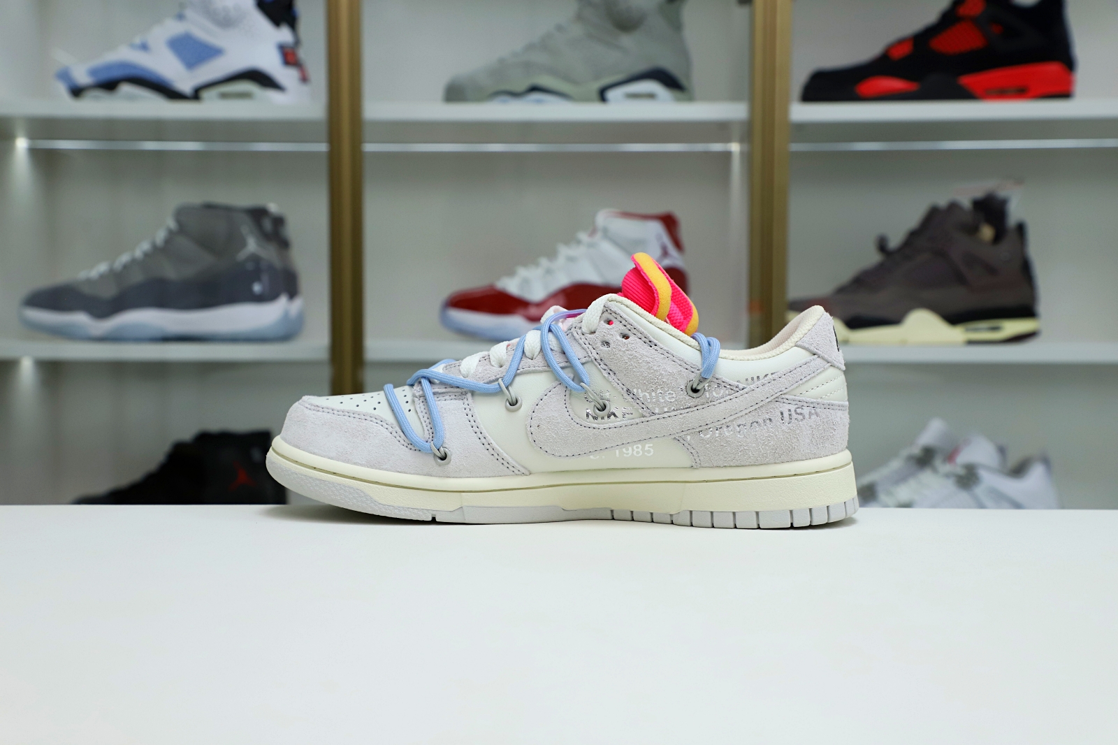 Off-White x Nike Dunk Low 