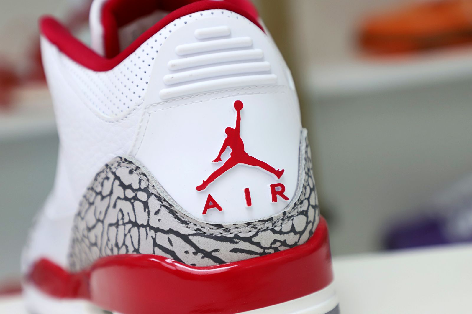 Air Jordan 3 Retro  Cardinal Red(CT8532-126）