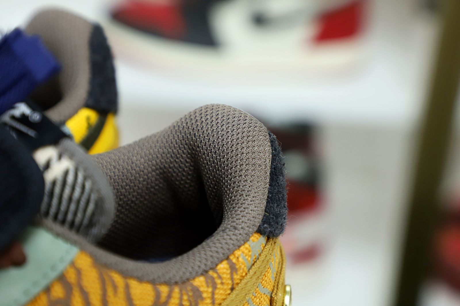 TRAVIS SCOTT X AIR FORCE 1 LOW 'CACTUS