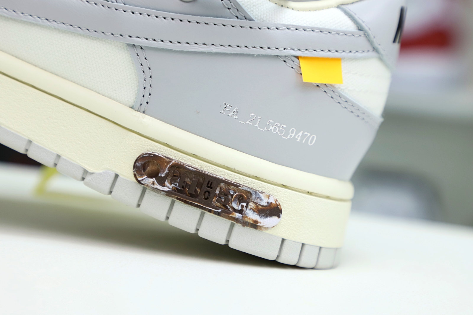 Off-White x Nike Dunk Low