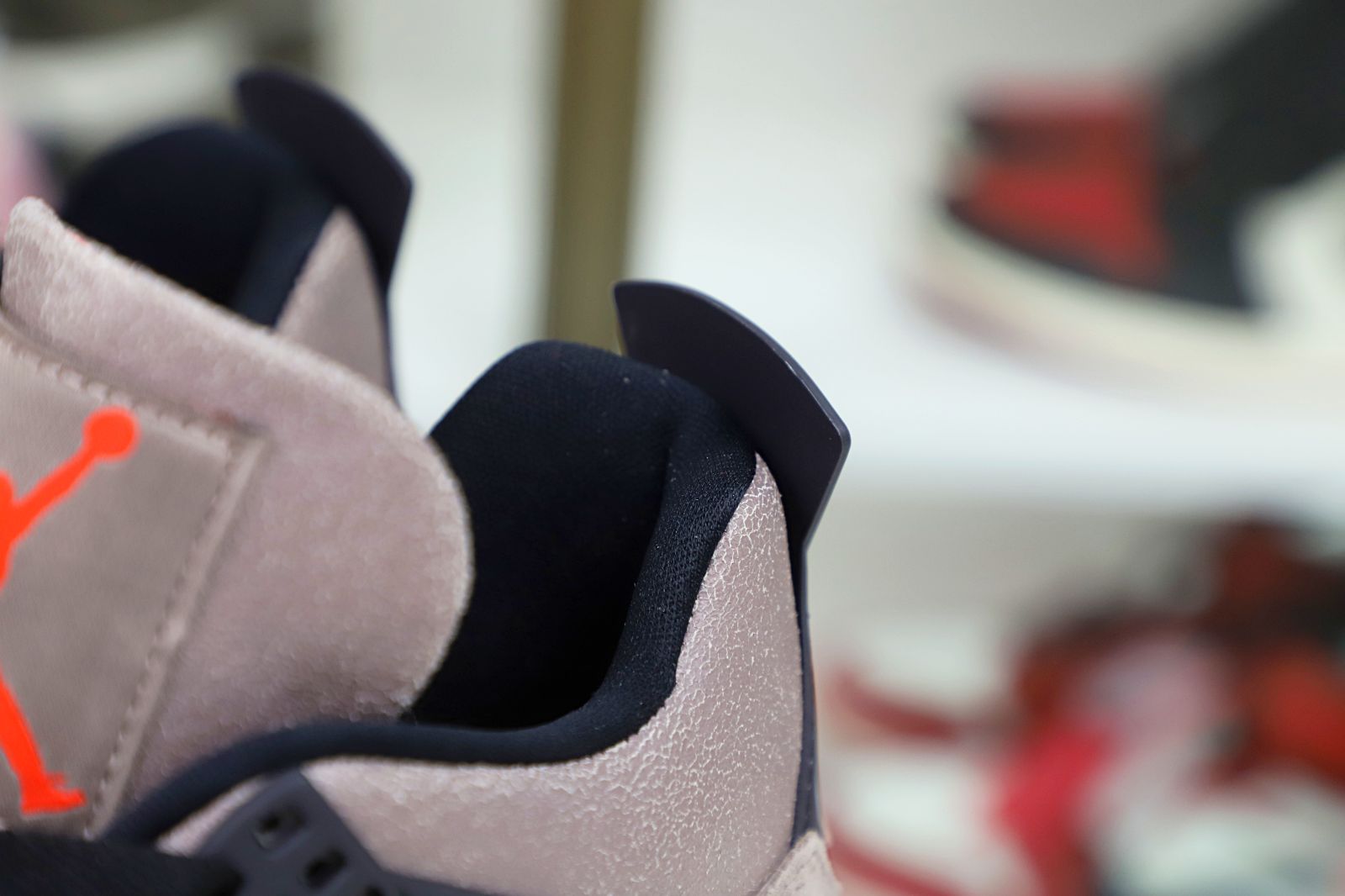 AIR JORDAN 4 RETRO 'TAUPE HAZE'