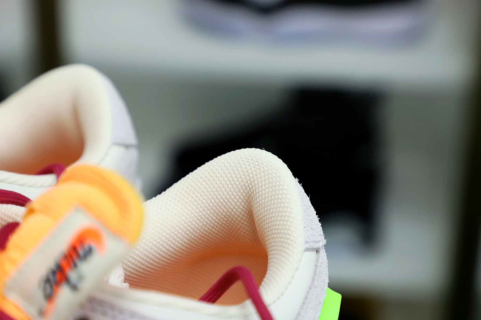 Off-White x Nike Dunk Low 