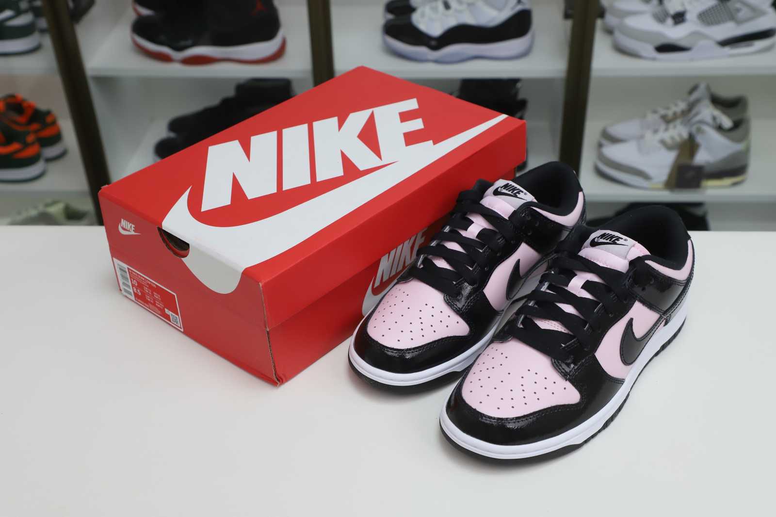 Nike Dunk Low ESS
