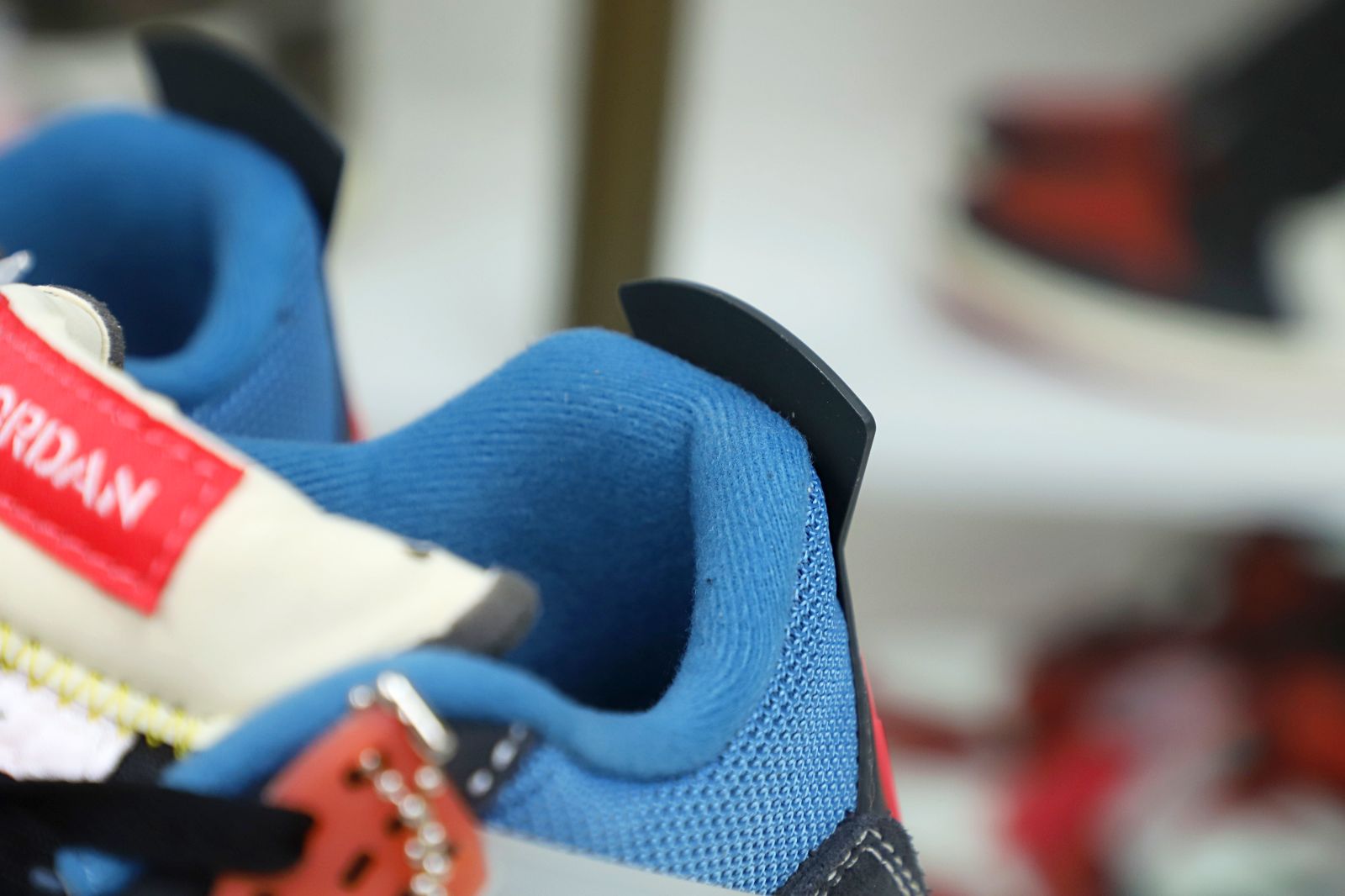 UNION LA X AIR JORDAN 4 RETRO 'OFF NOIR'