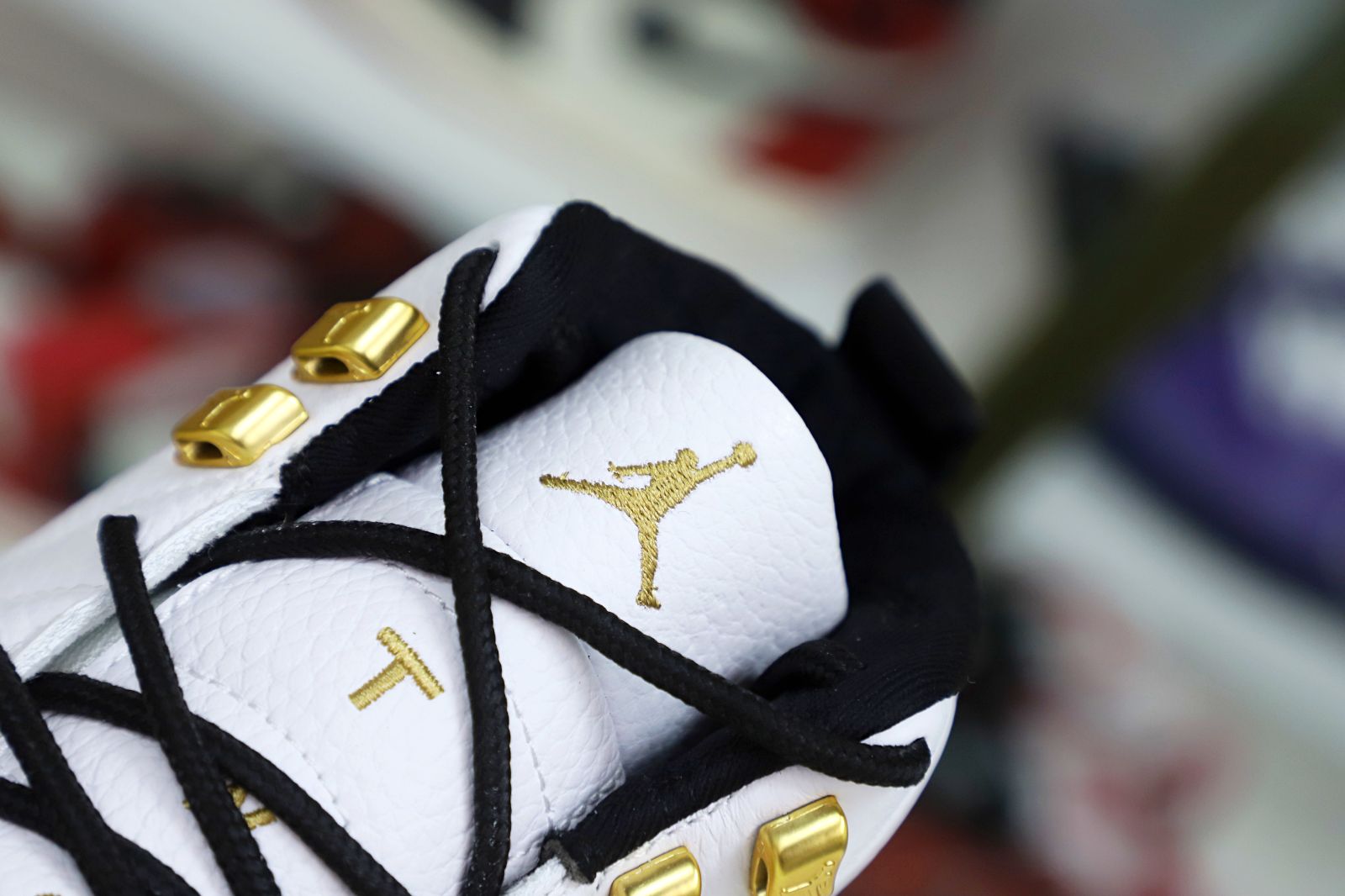 AIR JORDAN 12 RETRO 'ROYALTY'