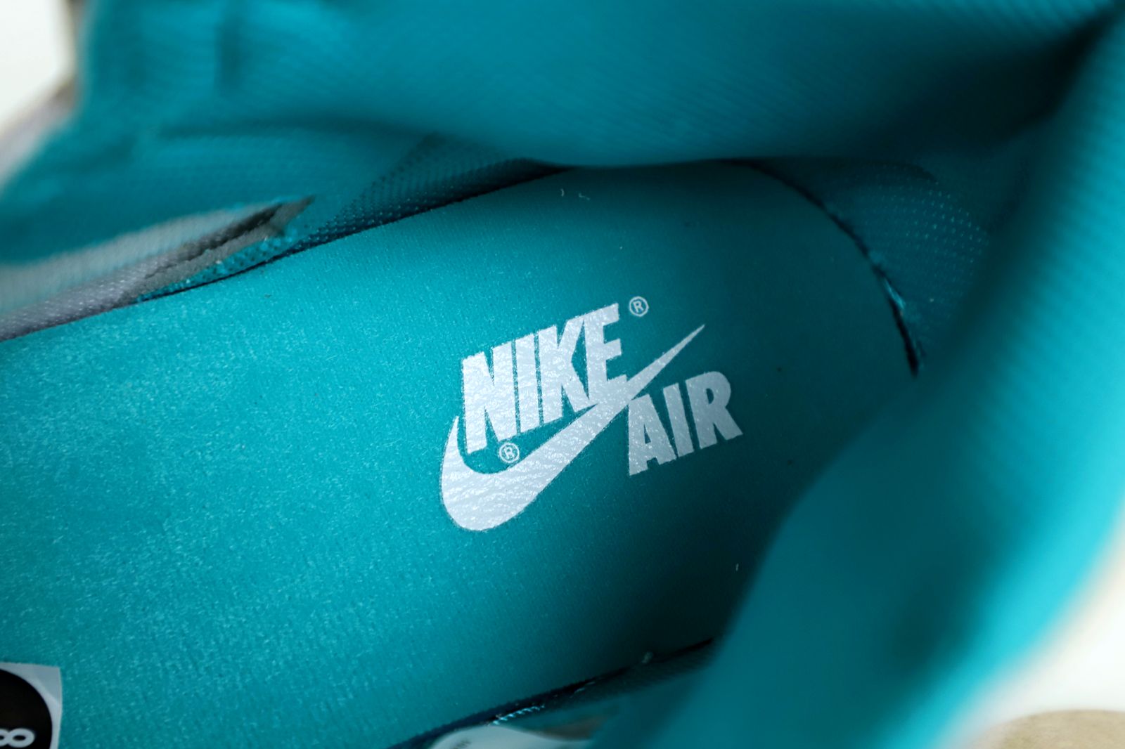 AIR JORDAN 1 RETRO HIGH OG 'TURBO GREEN'